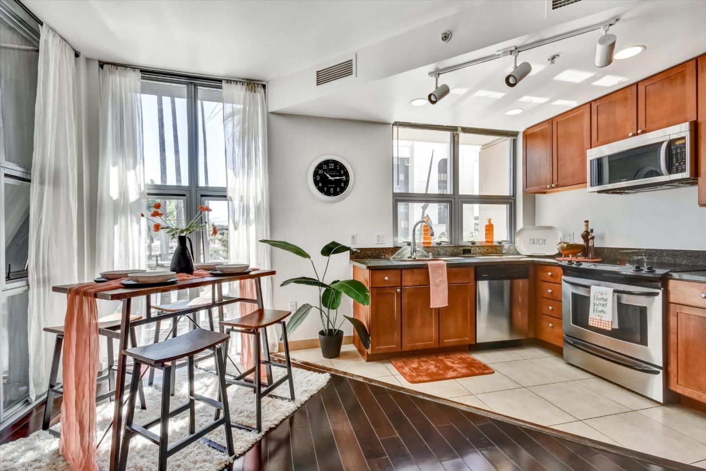 San Jose, California, 95110, United States, 2 Bedrooms Bedrooms, ,2 BathroomsBathrooms,Residential,For Sale,1910782