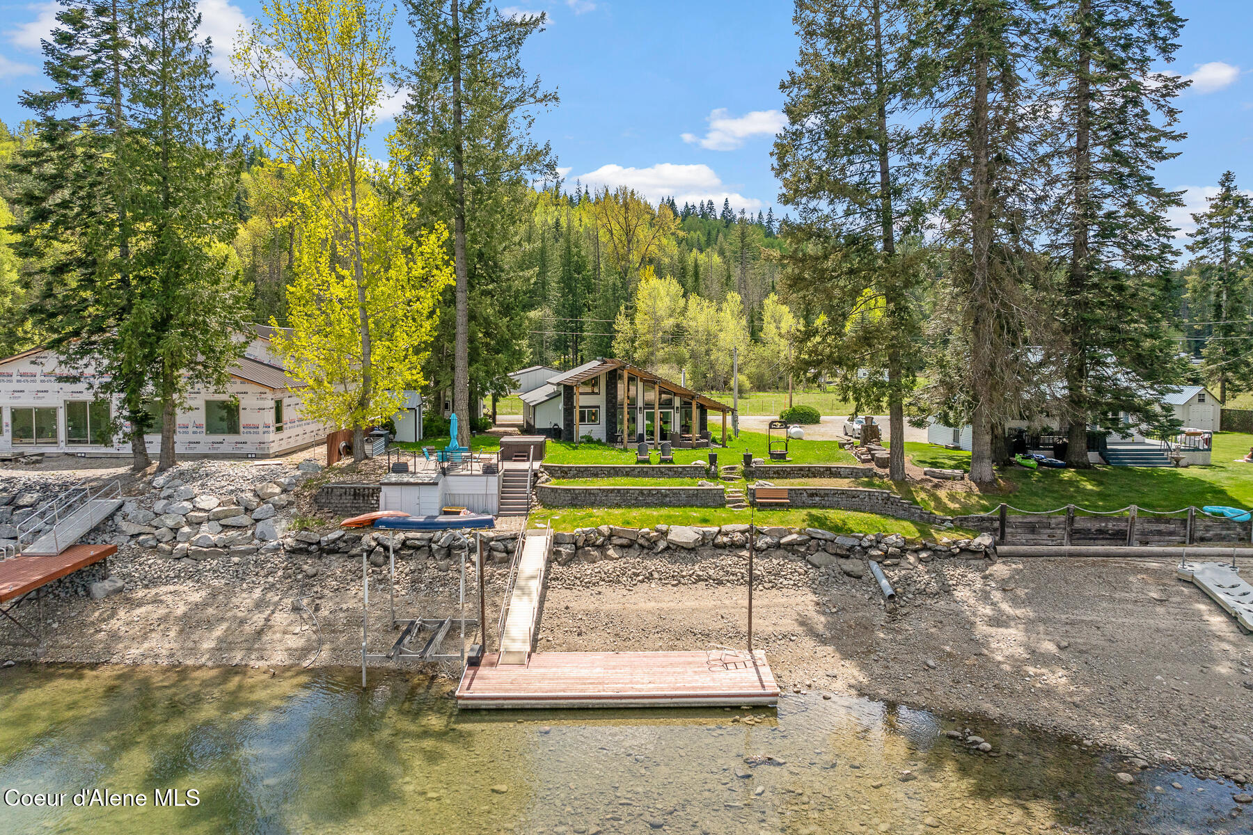 Priest River, Idaho, 83856, United States, 2 Bedrooms Bedrooms, ,2 BathroomsBathrooms,Residential,For Sale,1798320