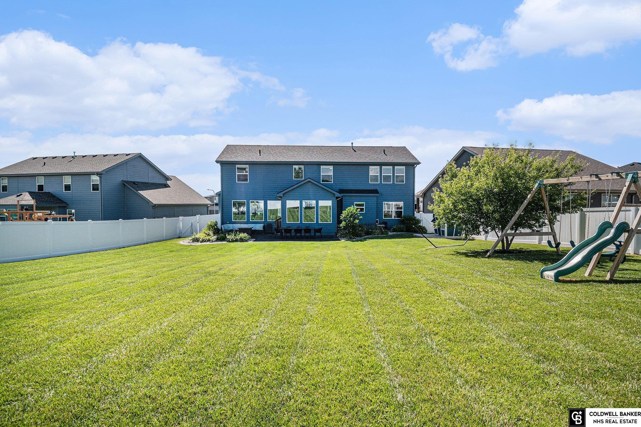 Bennington, Nebraska, 68007, United States, 6 Bedrooms Bedrooms, ,4 BathroomsBathrooms,Residential,For Sale,1969201