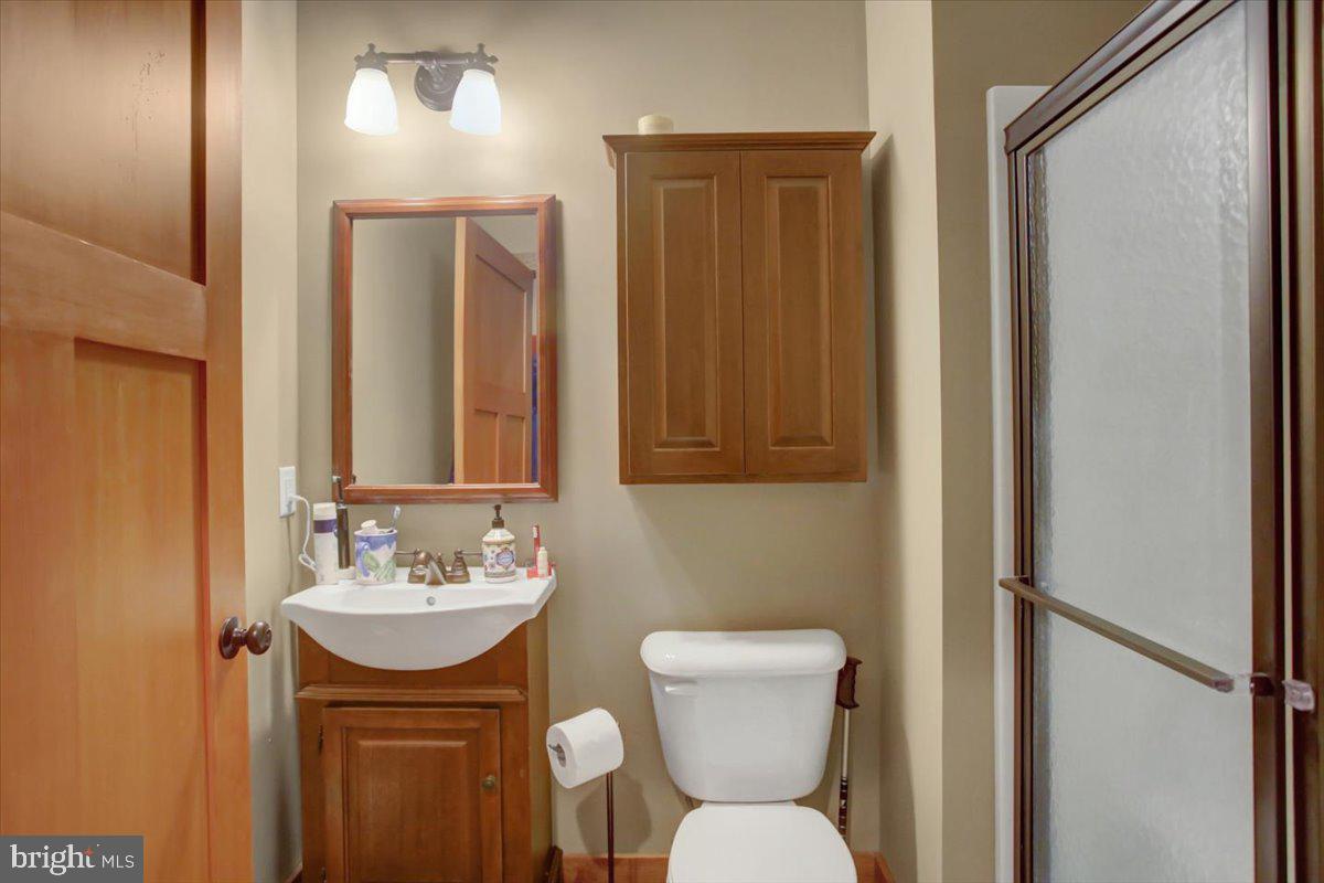 Mercersburg, Pennsylvania, 17236, United States, 5 Bedrooms Bedrooms, ,5 BathroomsBathrooms,Residential,For Sale,1903663