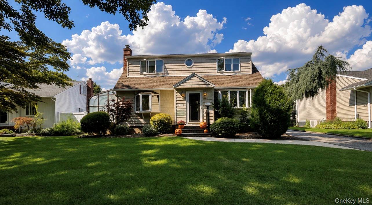 New Rd, Seaford, NY 11783 #1