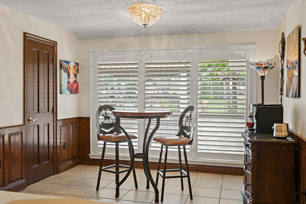 Mandeville, Louisiana, 70471, United States, 4 Bedrooms Bedrooms, ,5 BathroomsBathrooms,Residential,For Sale,1828156