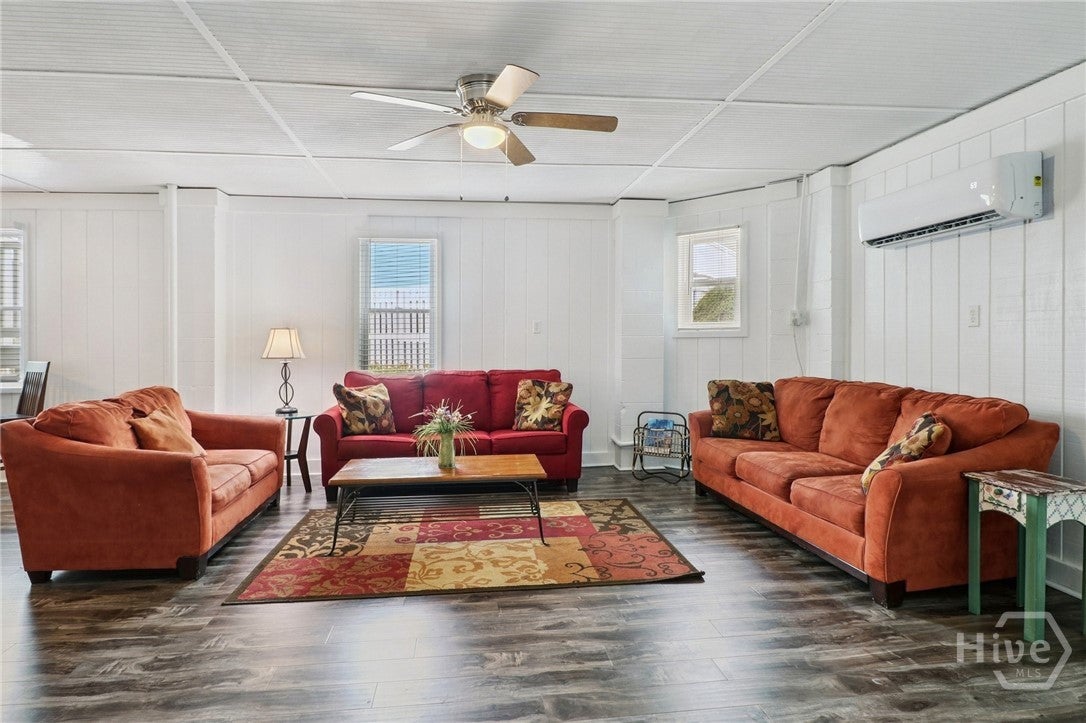 TYBEE ISLAND, Georgia, 31328, United States, 6 Bedrooms Bedrooms, ,5 BathroomsBathrooms,Residential,For Sale,2033140