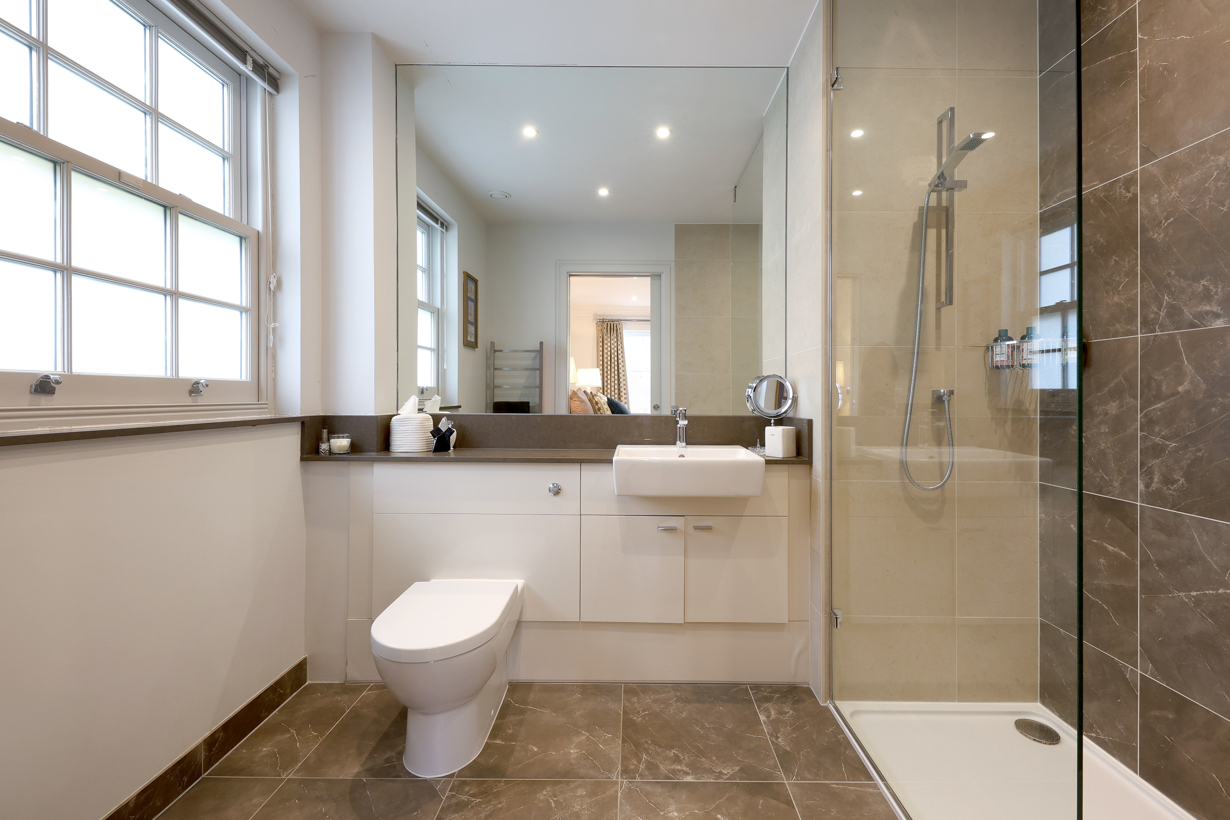  An impressive gated residence in South Ascot - 物件實景