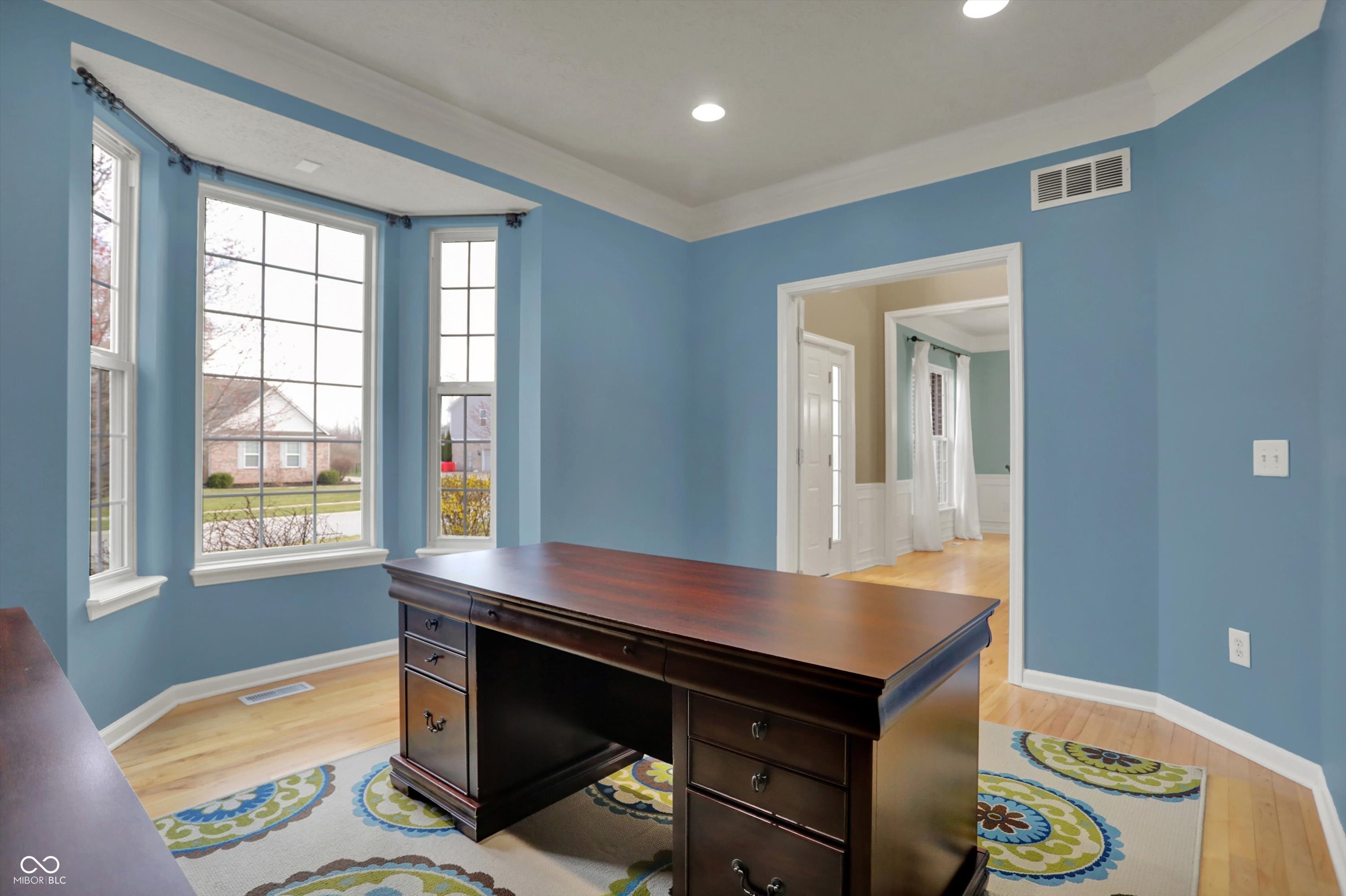Zionsville, Indiana, 46077, United States, 4 Bedrooms Bedrooms, ,4 BathroomsBathrooms,Residential,For Sale,1880613