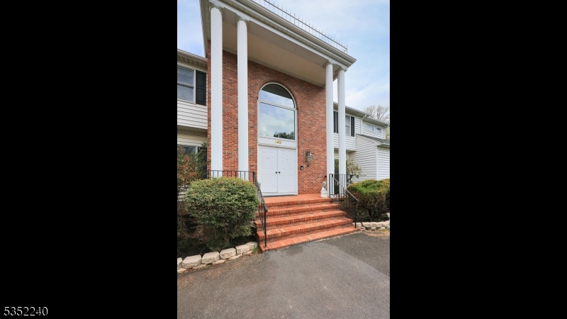 Bridgewater Twp., New Jersey, 07920, United States, 5 Bedrooms Bedrooms, ,4 BathroomsBathrooms,Residential,For Sale,1784085