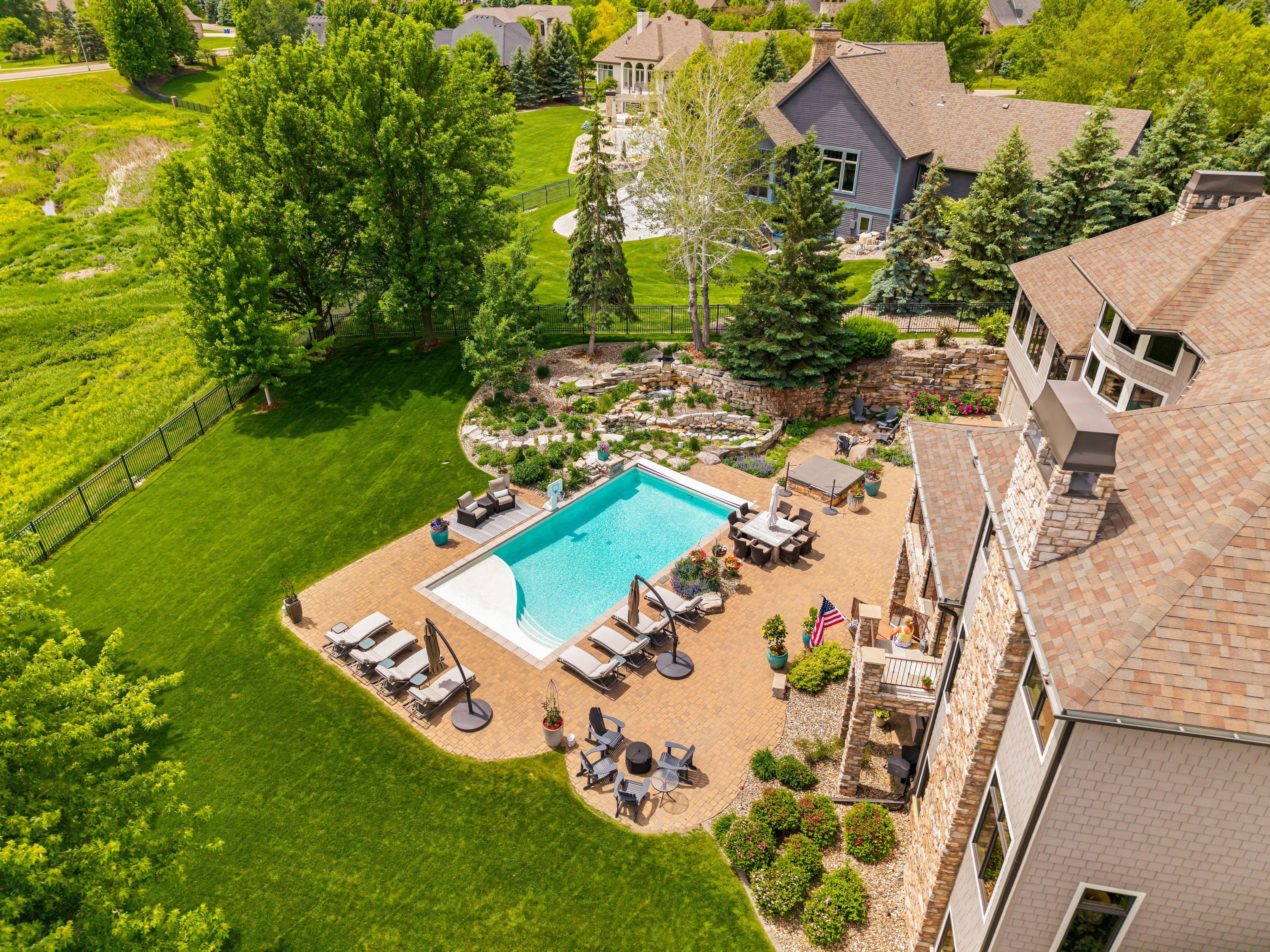 Sweetwater Pl, Sioux Falls, SD 57108
