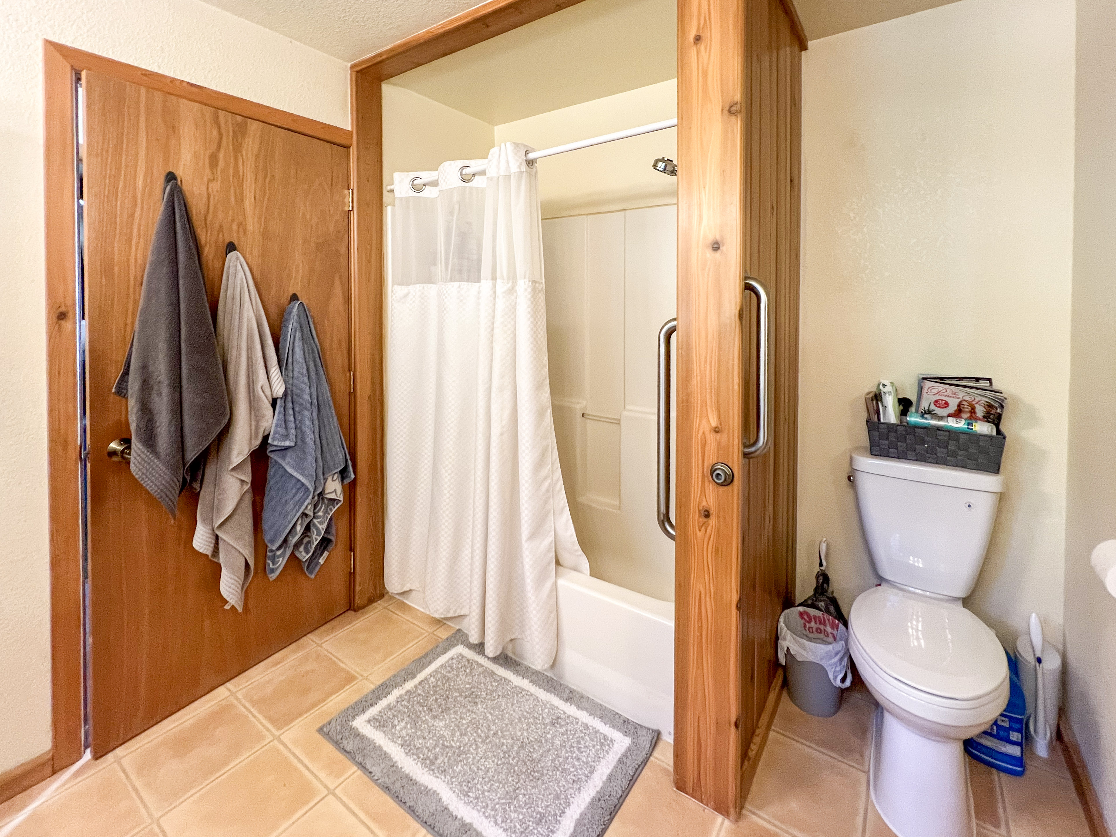 Colville, Washington, 99114, United States, 2 Bedrooms Bedrooms, ,2 BathroomsBathrooms,Residential,For Sale,1928739