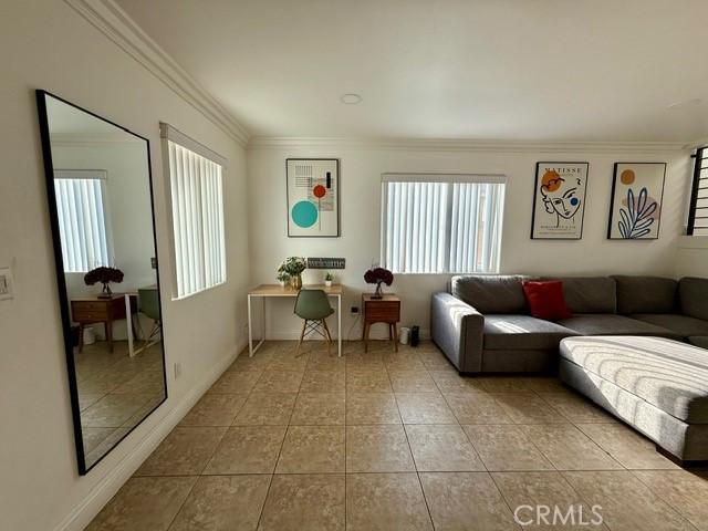 Inglewood, California, 90303, United States, ,Residential,For Sale,1974982