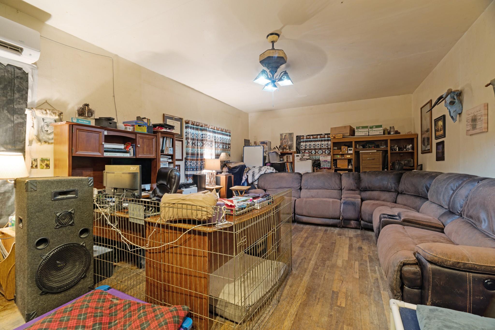 Blossom, Texas, 75416, United States, 3 Bedrooms Bedrooms, ,2 BathroomsBathrooms,Residential,For Sale,1880566