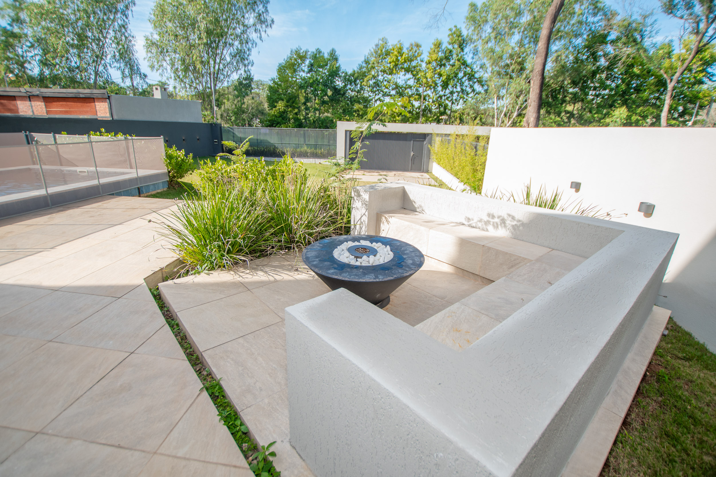  Elegant Brand-New Residence in San Bernardino - 物件實景