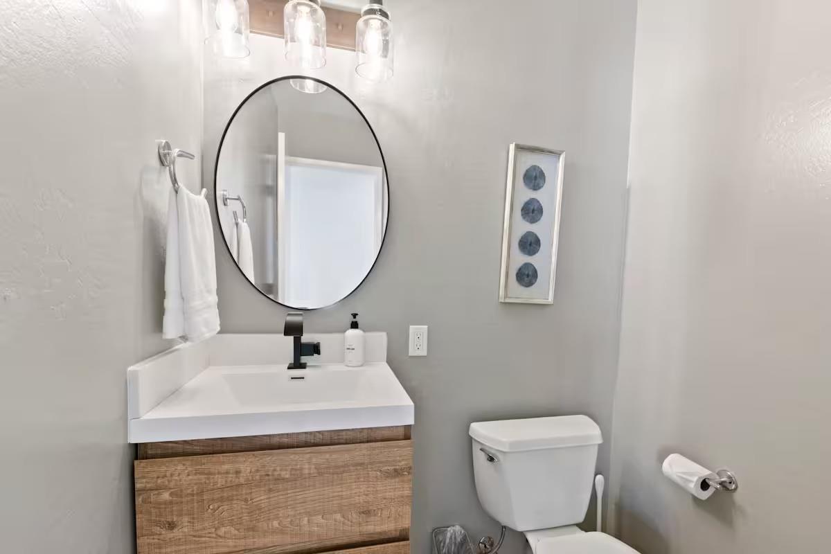 Pacifica, California, 94044, United States, 4 Bedrooms Bedrooms, ,4 BathroomsBathrooms,Residential,For Sale,1988181