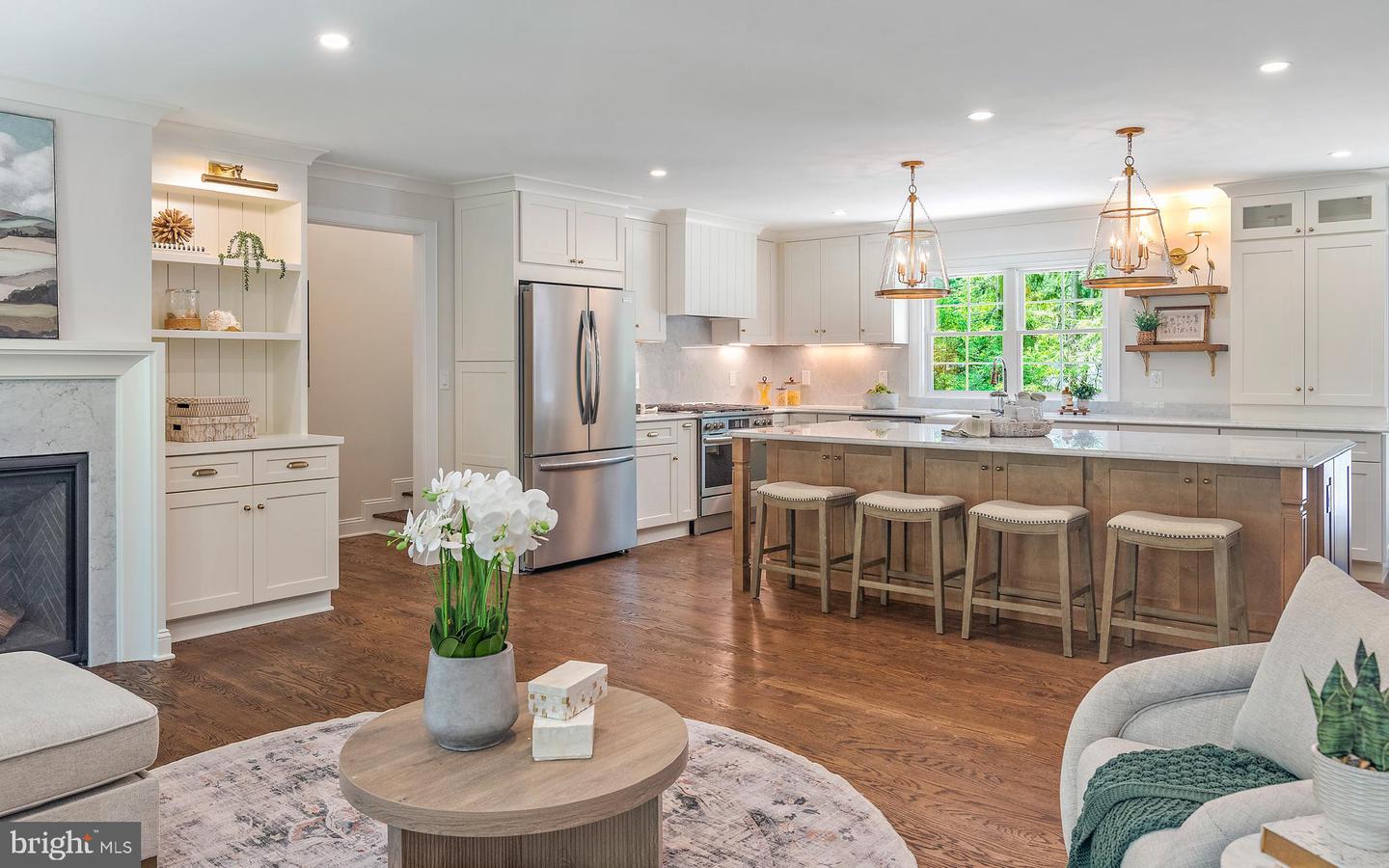 Annapolis, Maryland, 21403, United States, 4 Bedrooms Bedrooms, ,5 BathroomsBathrooms,Residential,For Sale,1900943