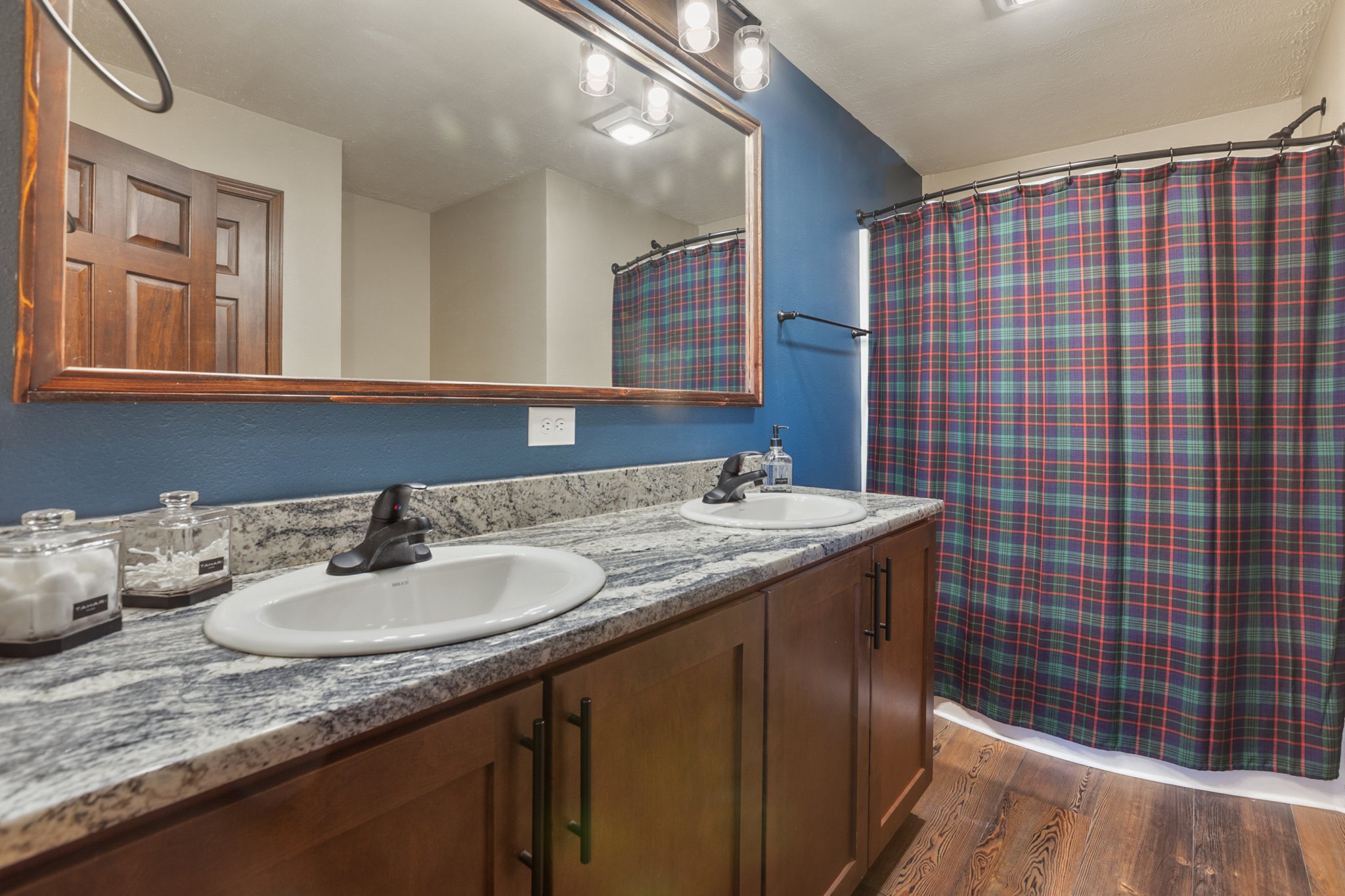 Cripple Creek, Colorado, 80813, United States, 4 Bedrooms Bedrooms, ,3 BathroomsBathrooms,Residential,For Sale,1856963