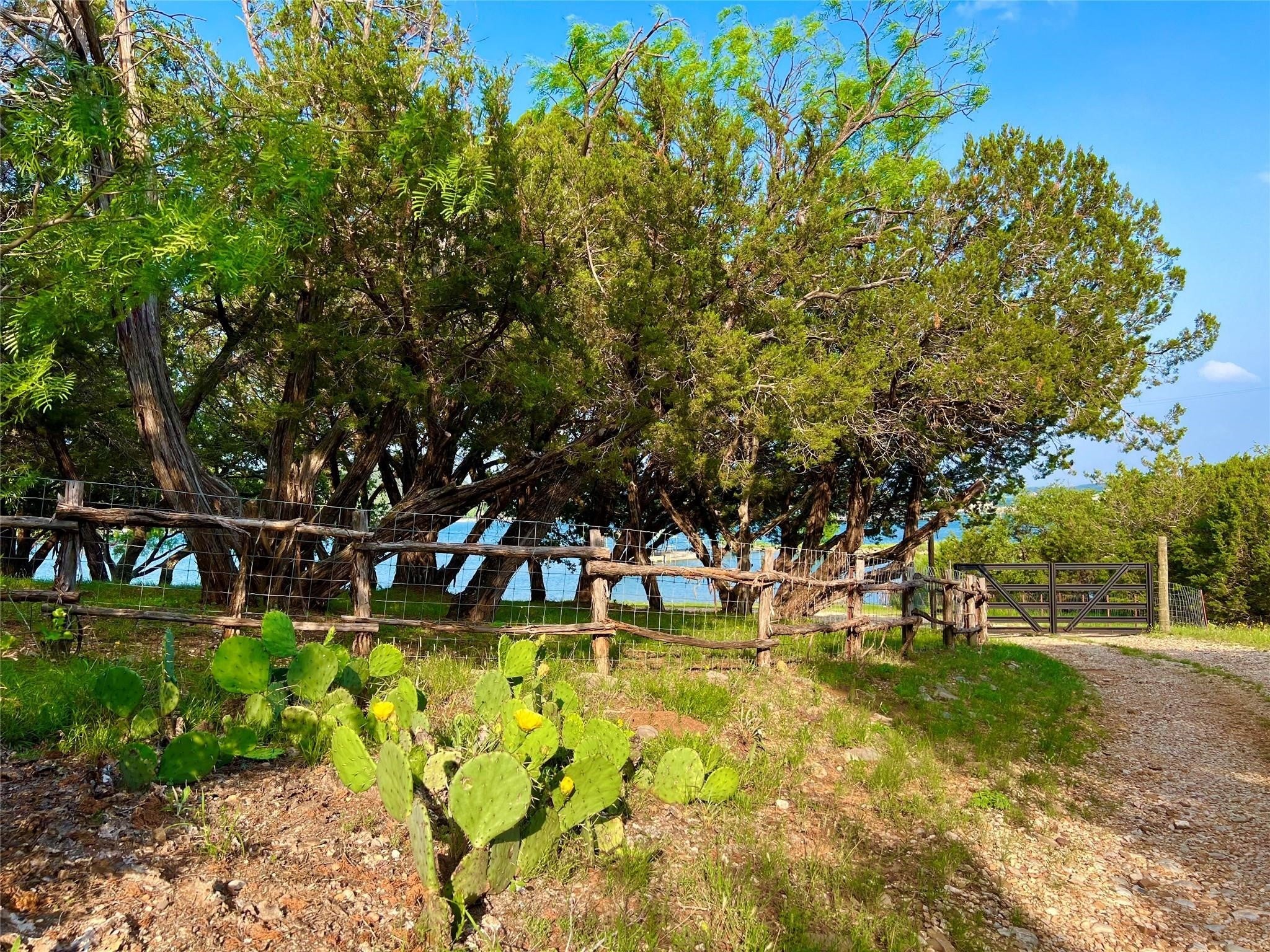 Possum Kingdom Lake, Texas, 76450, United States, 2 Bedrooms Bedrooms, ,1 BathroomBathrooms,Residential,For Sale,1979267