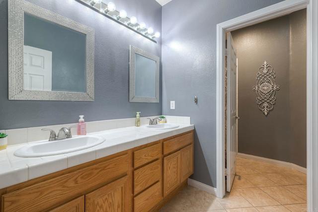 Escondido, California, 92027, United States, 4 Bedrooms Bedrooms, ,3 BathroomsBathrooms,Residential,For Sale,2006114