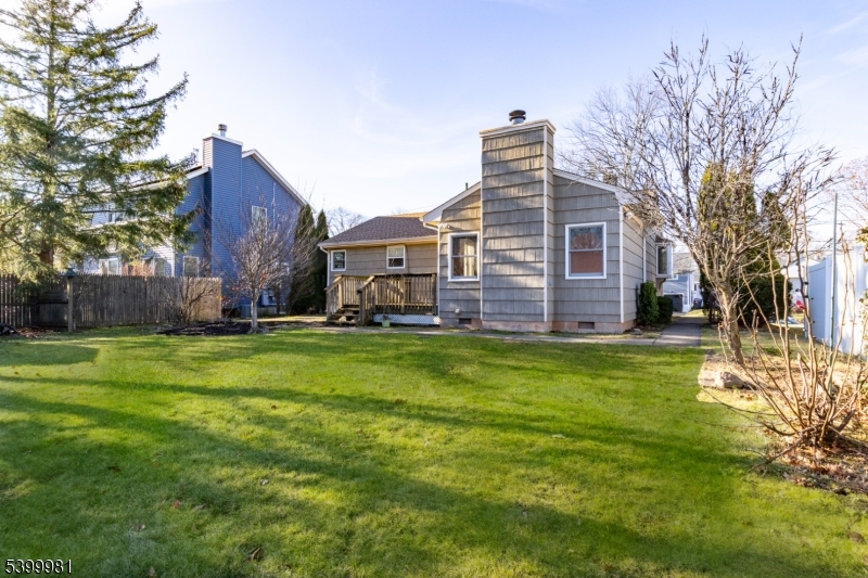 Fanwood Boro, New Jersey, 07023, United States, 3 Bedrooms Bedrooms, ,2 BathroomsBathrooms,Residential,For Sale,2001690