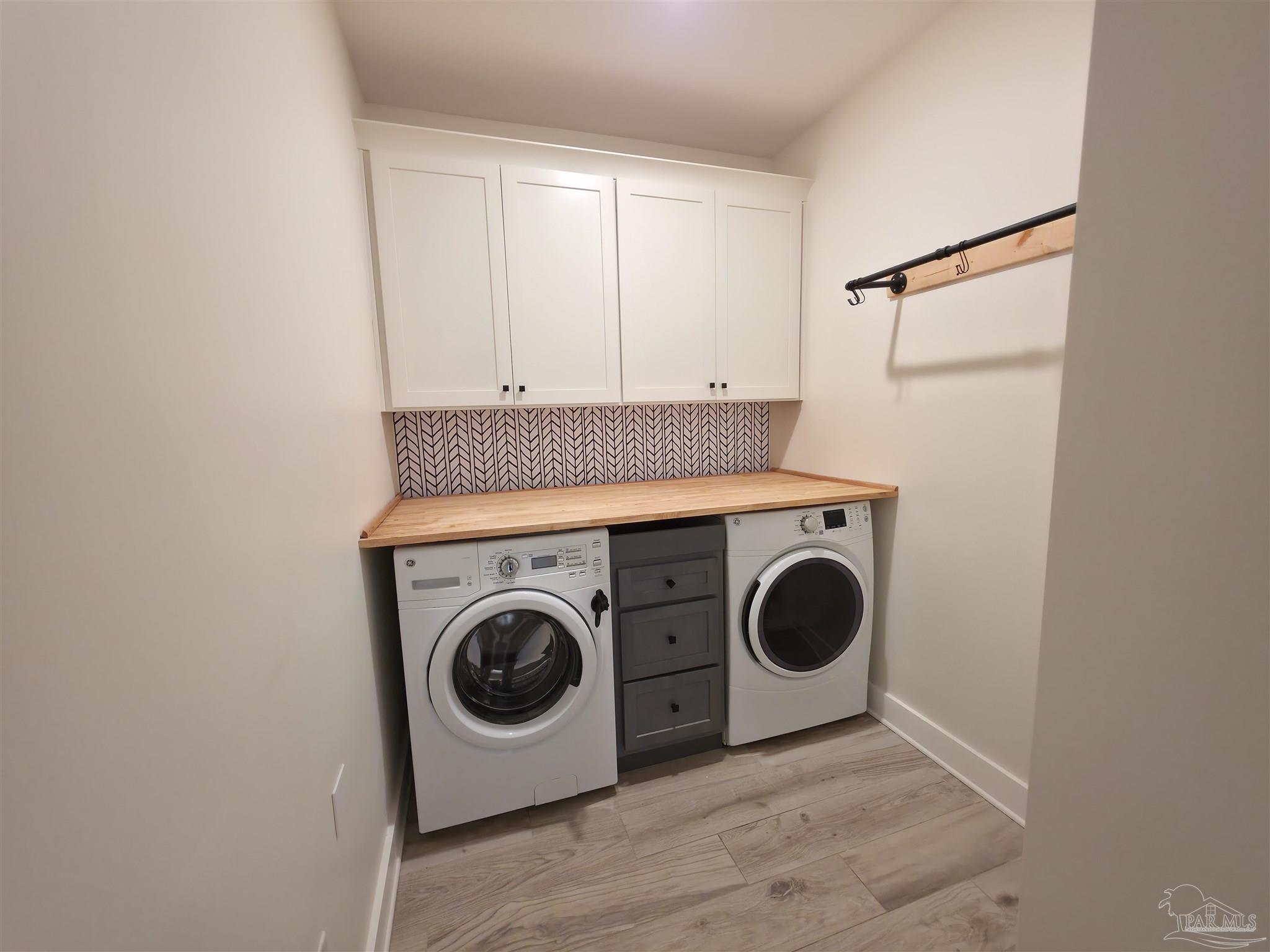 Milton, Florida, 32583, United States, 4 Bedrooms Bedrooms, ,3 BathroomsBathrooms,Residential,For Sale,1993061