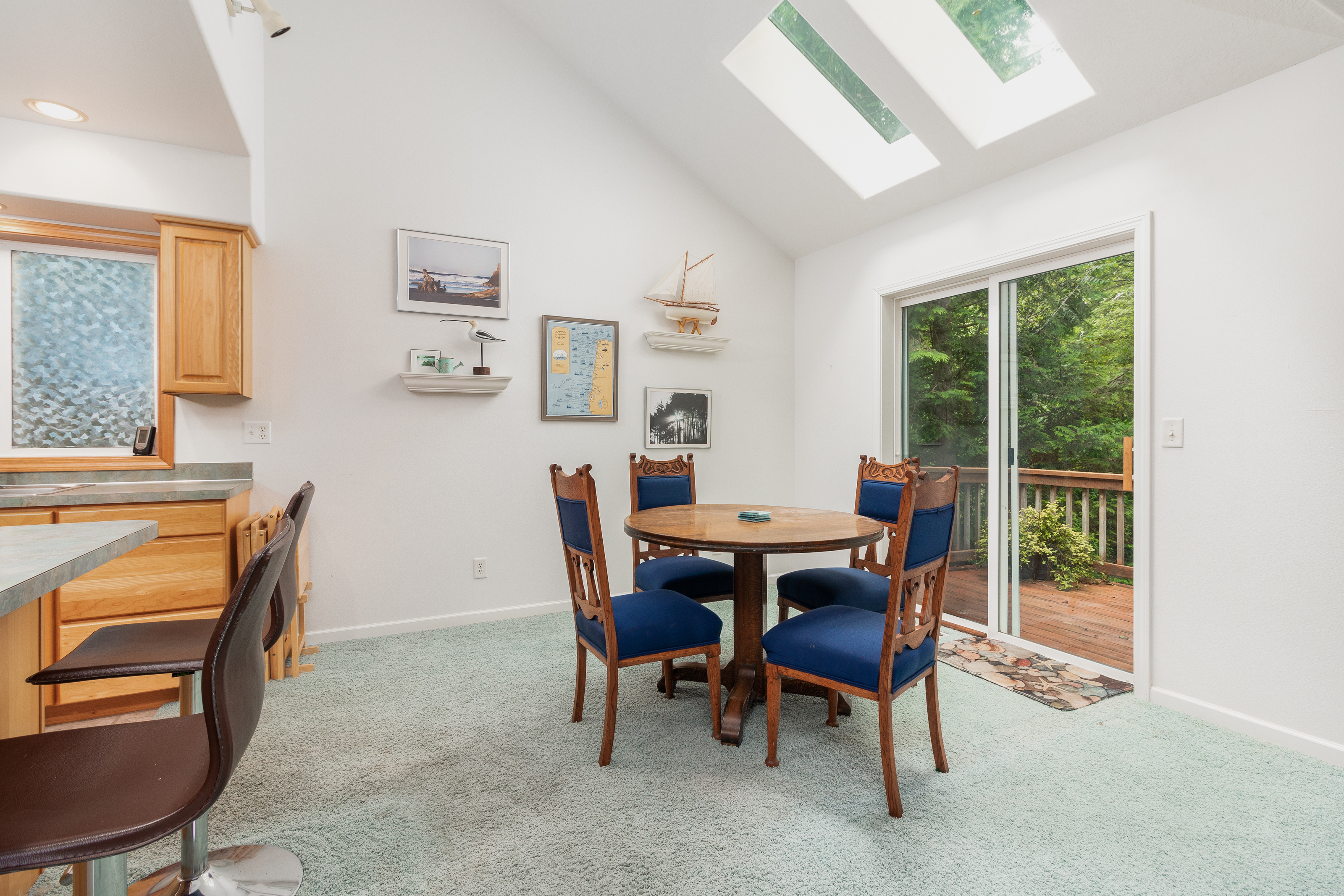 Neskowin, Oregon, 97149, United States, 3 Bedrooms Bedrooms, ,3 BathroomsBathrooms,Residential,For Sale,1927919