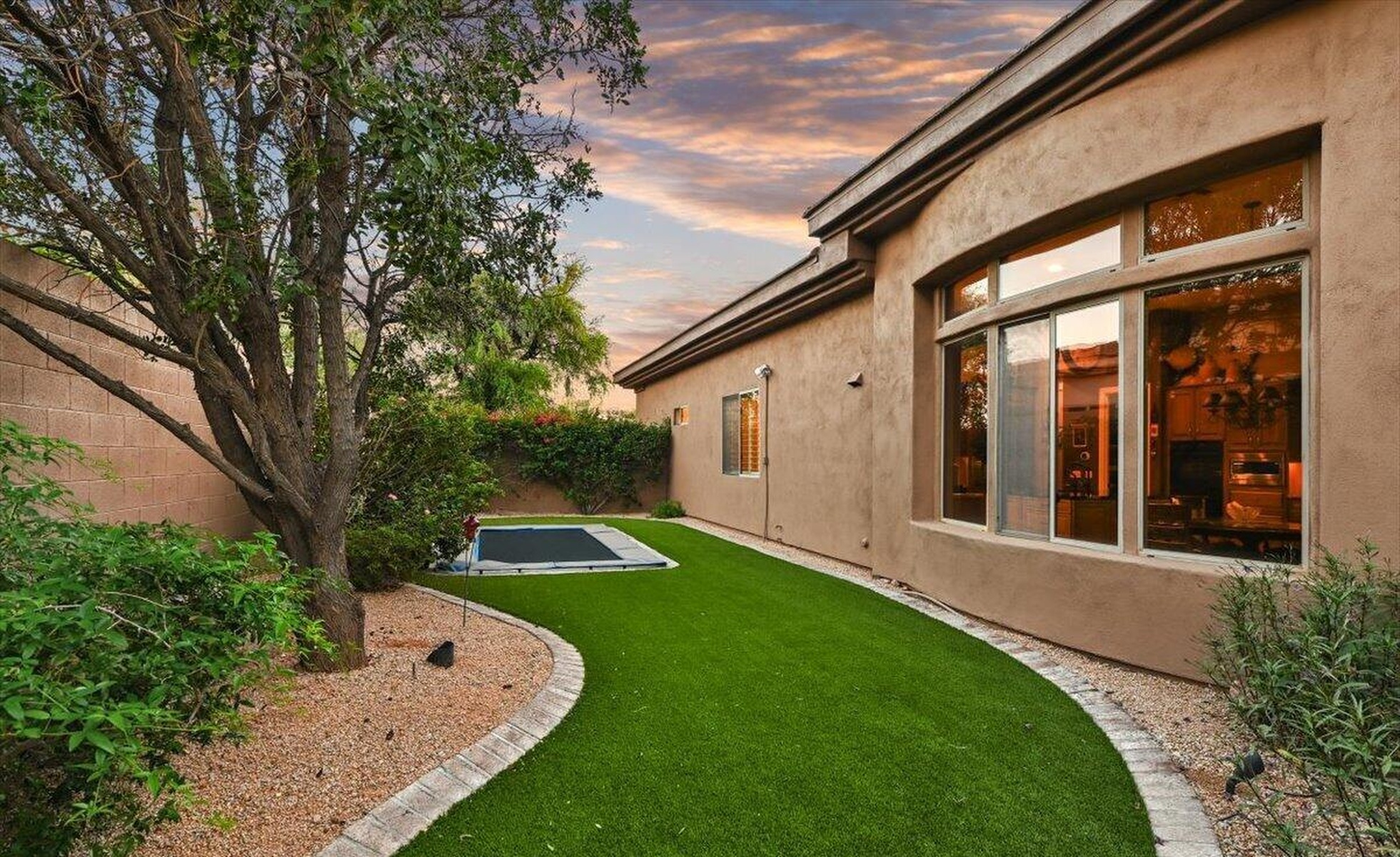  7696 E Moura Dr  Scottsdale, AZ - 物件實景