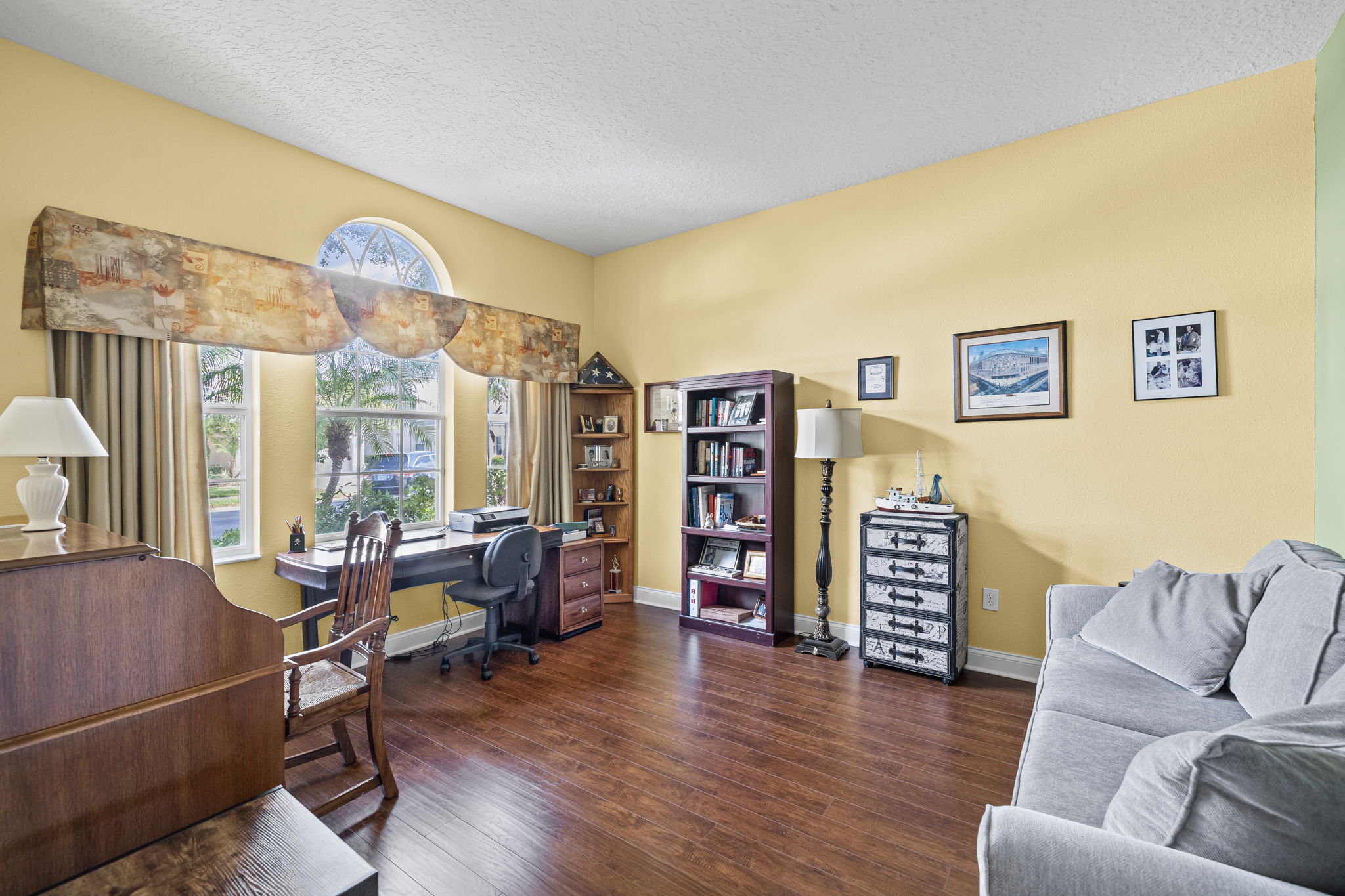 Land O Lakes, Florida, 34638, United States, 4 Bedrooms Bedrooms, ,4 BathroomsBathrooms,Residential,For Sale,1973686