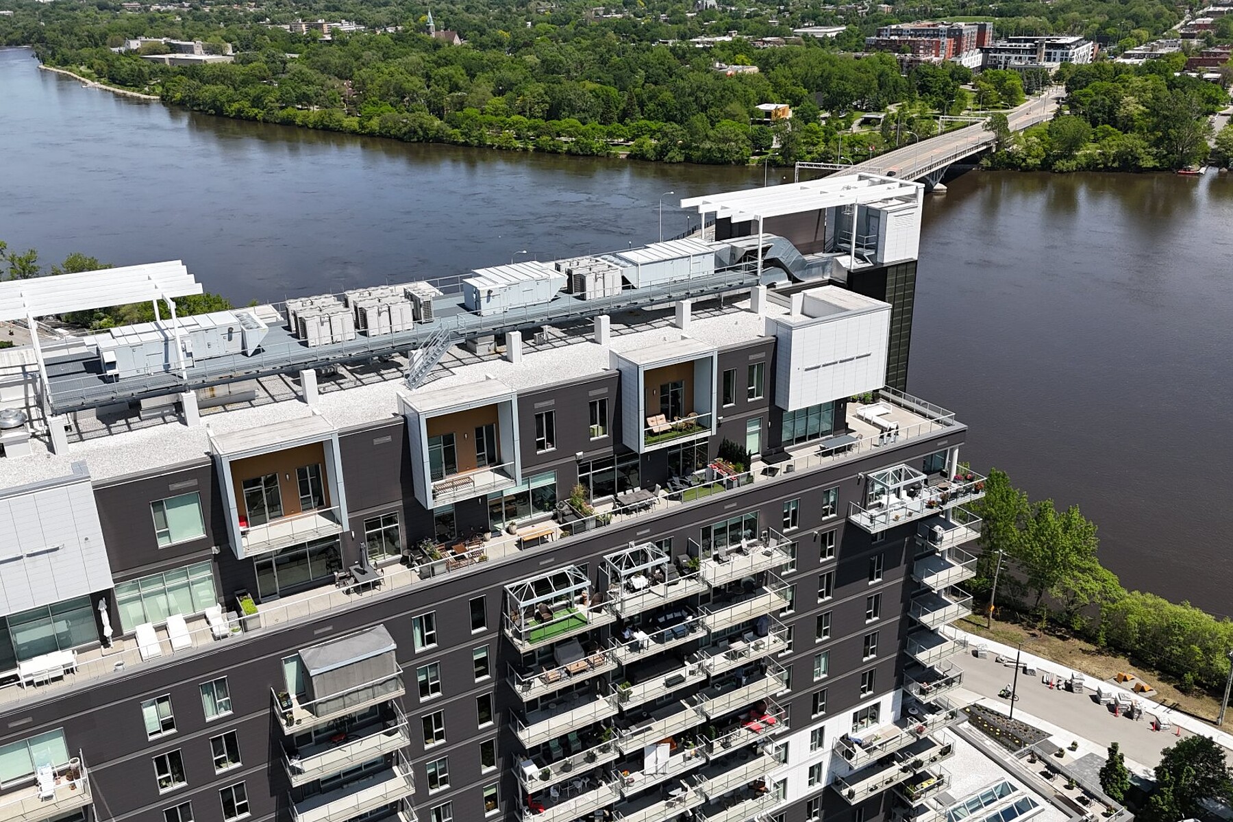  Pont-Viau, Laval - 物件實景