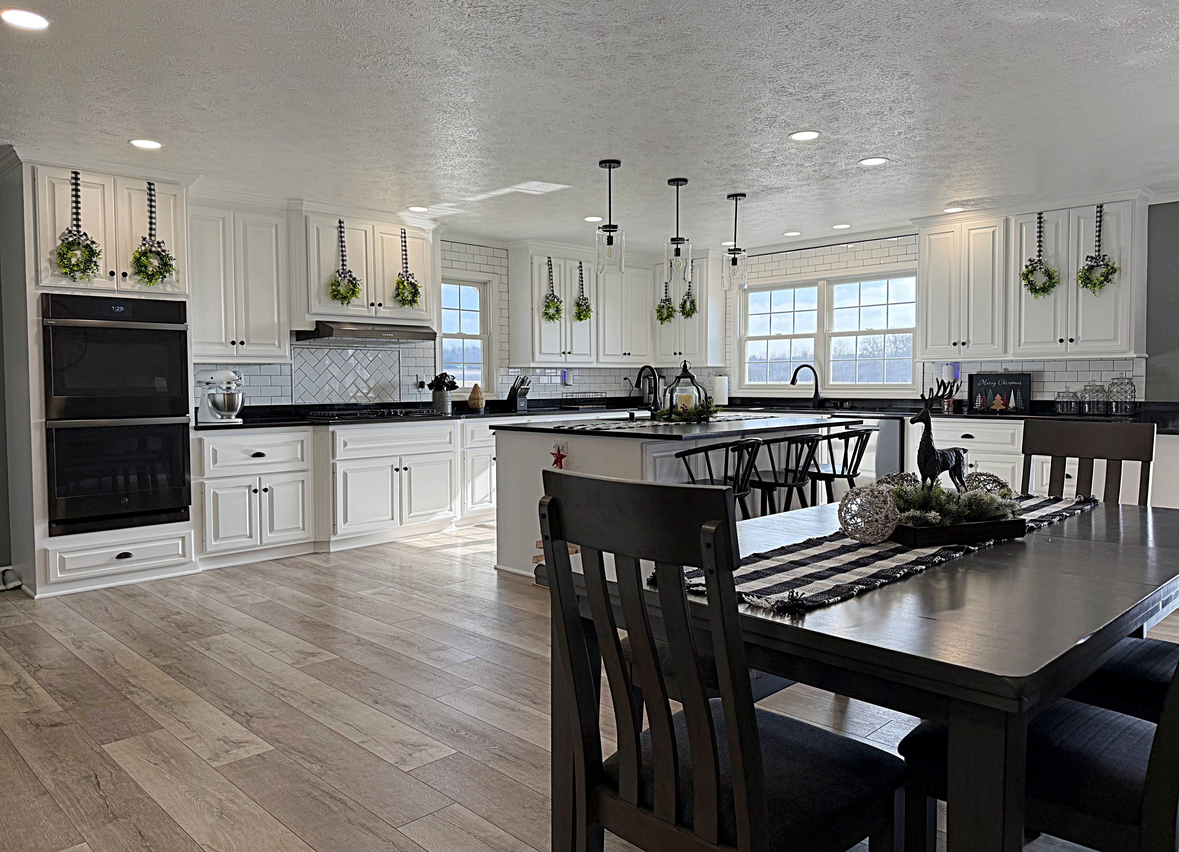 Loogootee, Indiana, 47553, United States, 4 Bedrooms Bedrooms, ,3 BathroomsBathrooms,Residential,For Sale,2005649