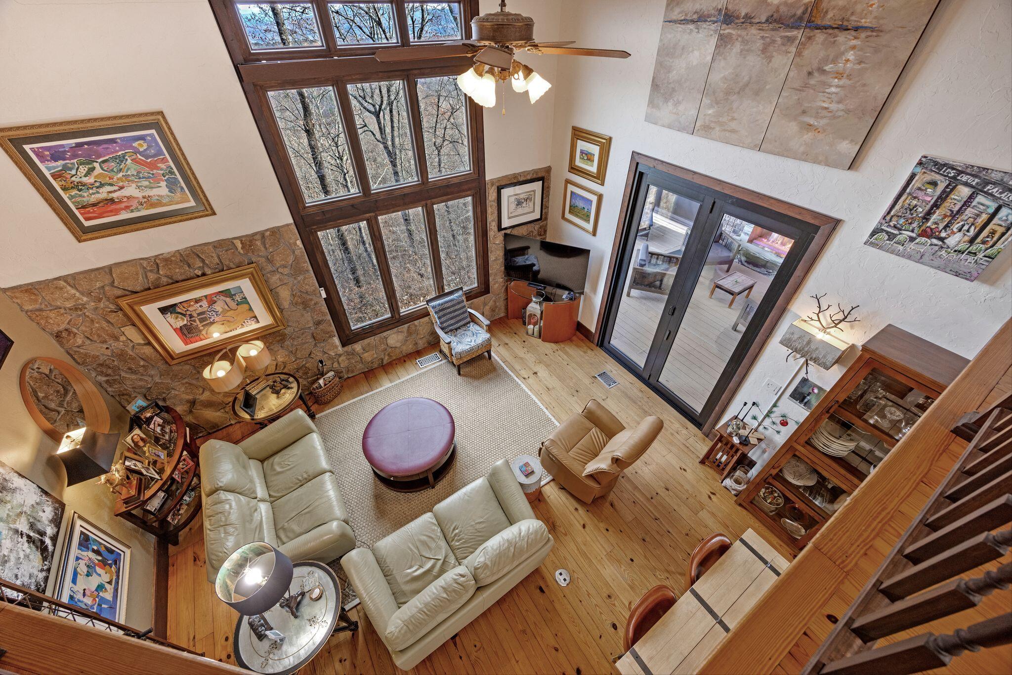 Rising Fawn, Georgia, 30738, United States, 2 Bedrooms Bedrooms, ,2 BathroomsBathrooms,Residential,For Sale,1995389