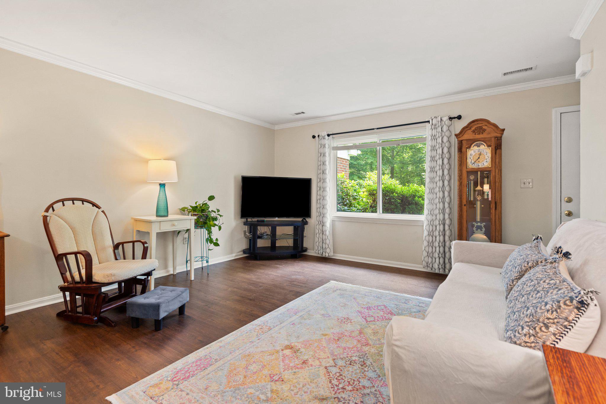 Warrenton, Virginia, 20187, United States, ,Residential,For Sale,1943108