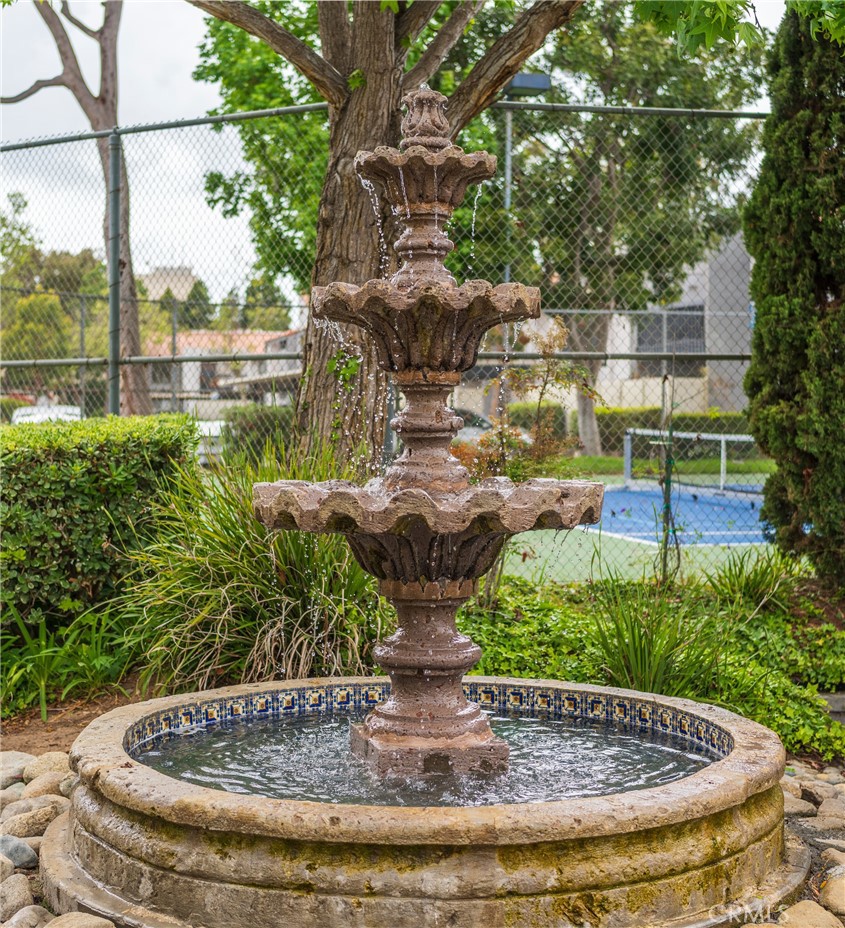 Huntington Beach, California, 92648, United States, 1 Bedroom Bedrooms, ,1 BathroomBathrooms,Residential,For Sale,1969398