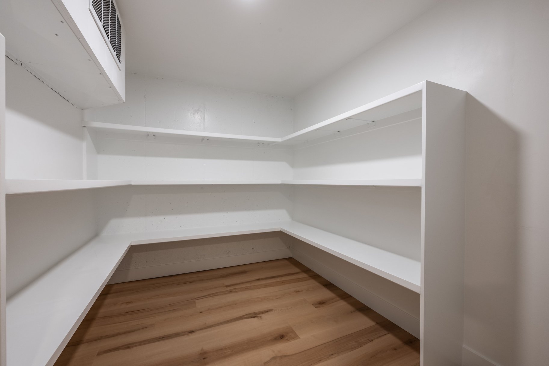  Olympus Cove Rambler with Walk-out Basement to Spacious Backyard - 物件實景