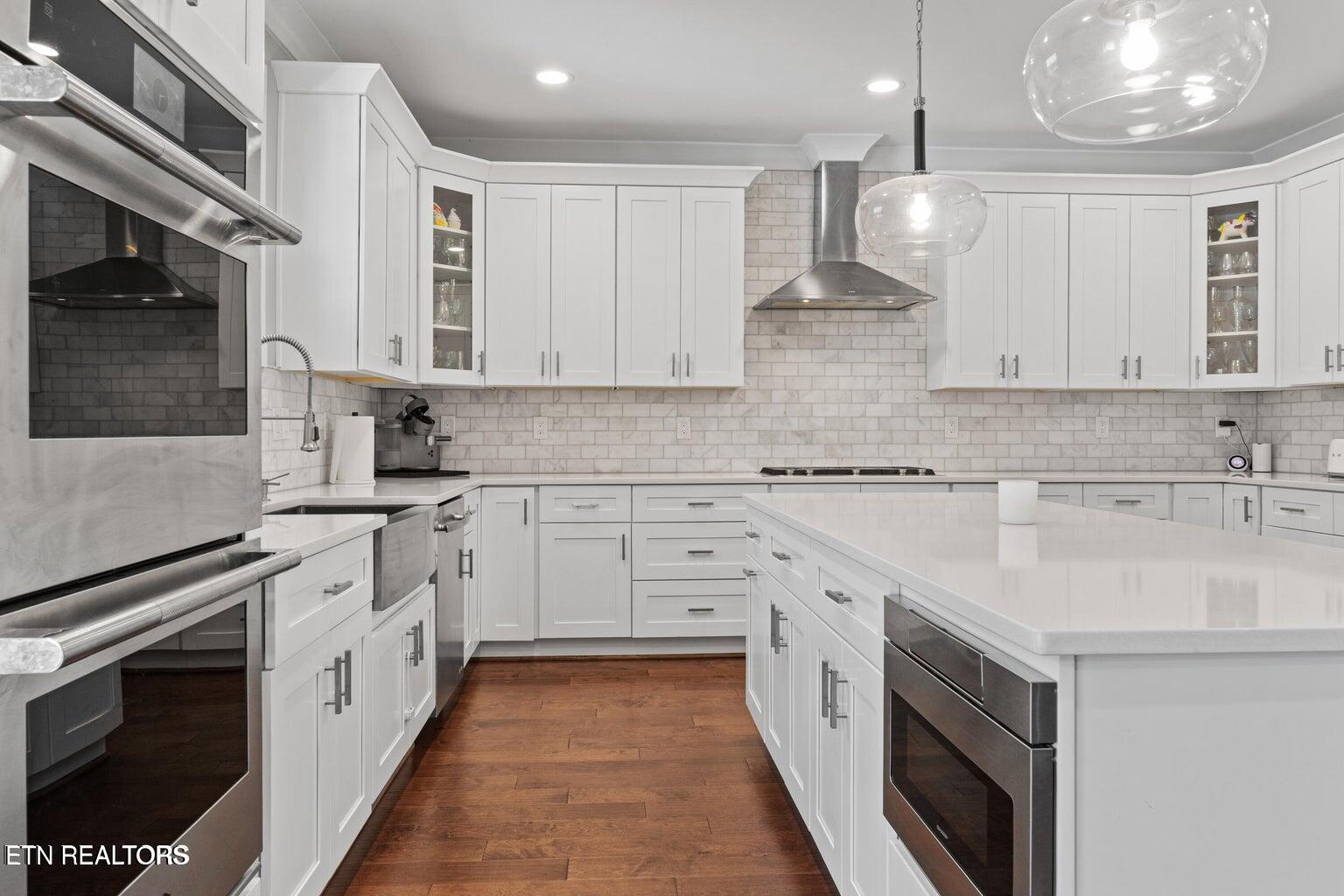 Maryville, Tennessee, 37803, United States, 4 Bedrooms Bedrooms, ,3 BathroomsBathrooms,Residential,For Sale,2003233