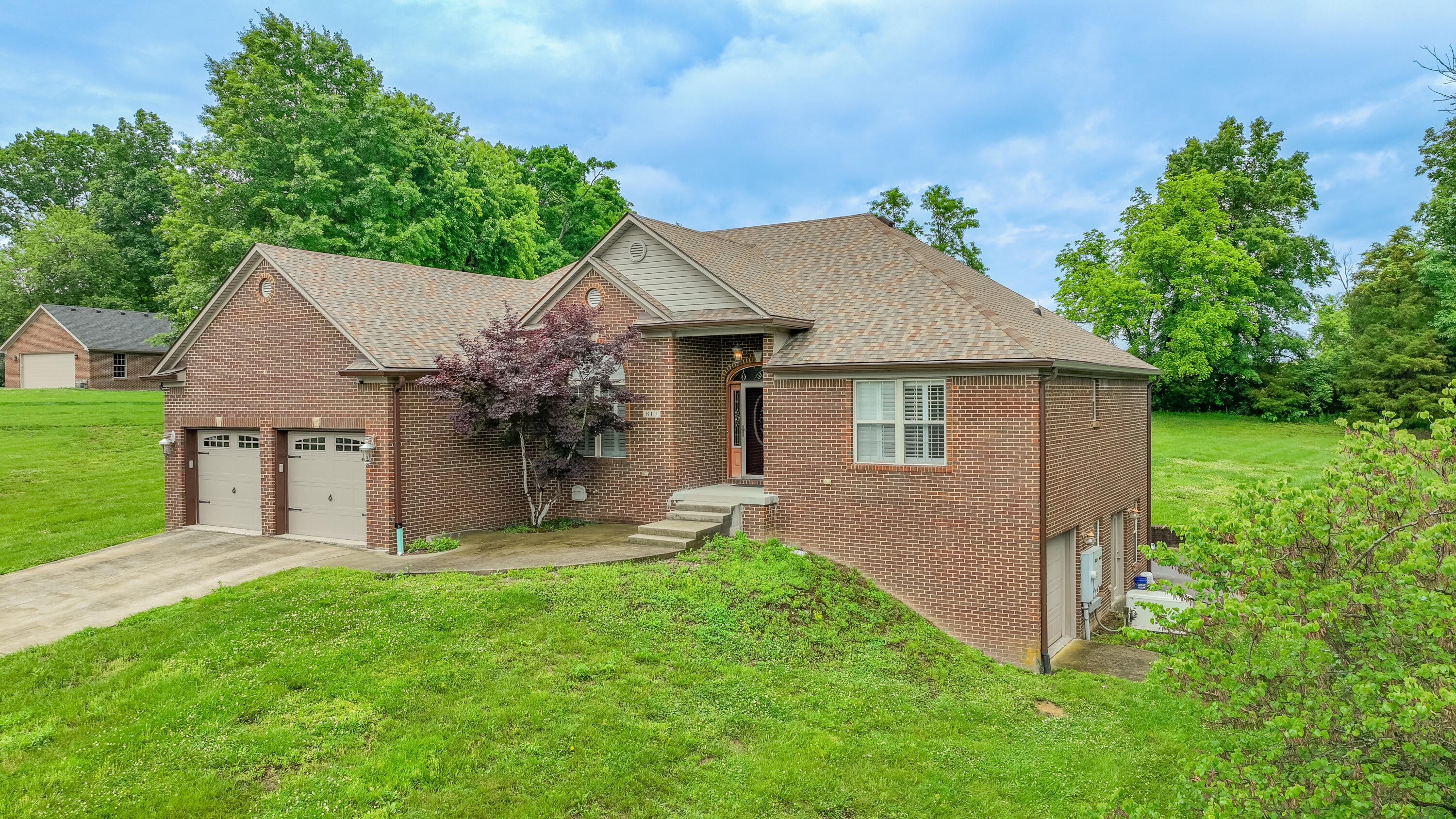 Richmond, Kentucky, 40475, United States, 3 Bedrooms Bedrooms, ,2 BathroomsBathrooms,Residential,For Sale,2047972
