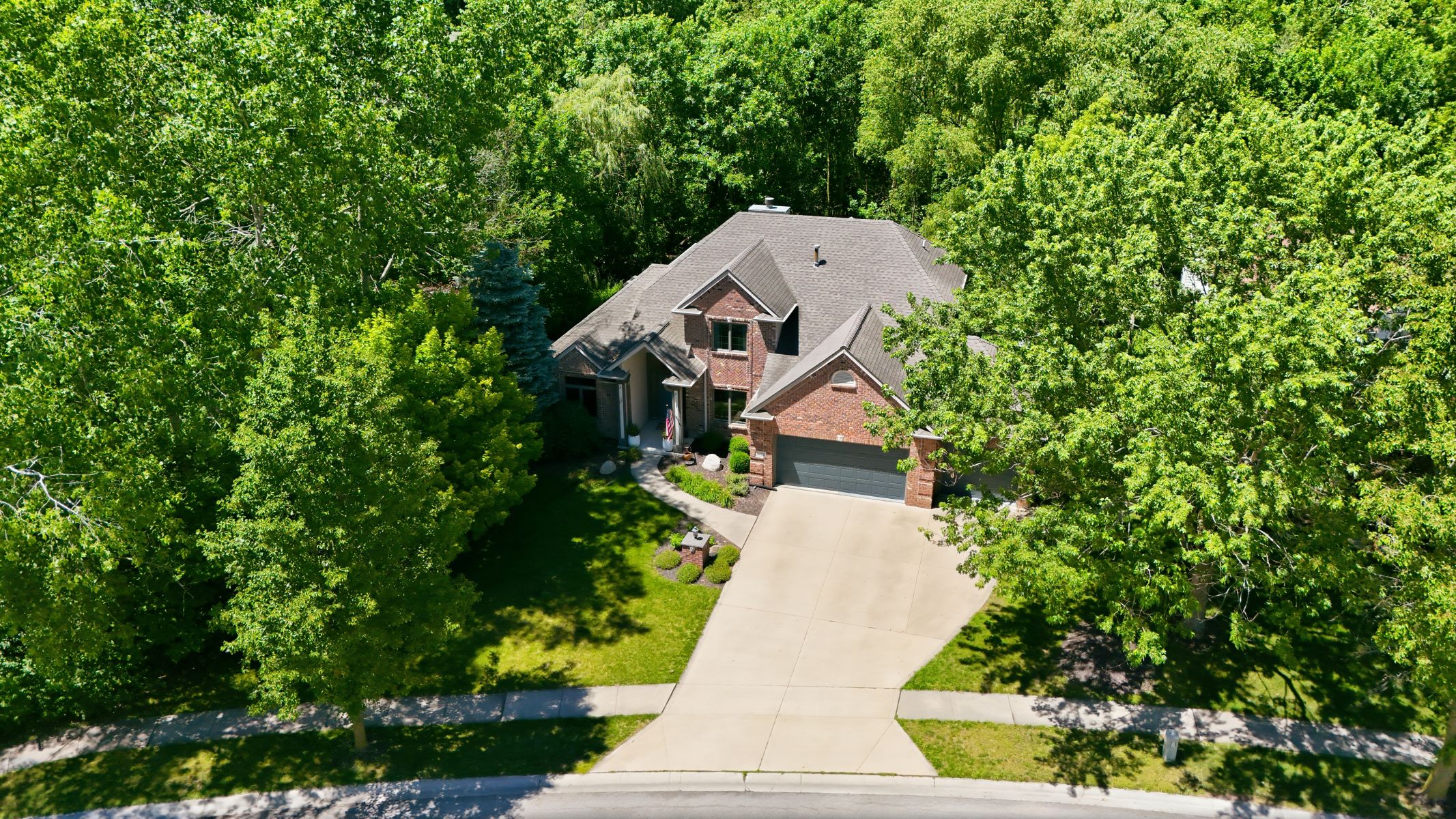 Excellent 3 Bedroom Home with Finished Basement in Fort Wayne - 物件實景