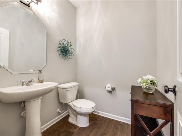Belmont, South Carolina, 28012, United States, 3 Bedrooms Bedrooms, ,3 BathroomsBathrooms,Residential,For Sale,1870259