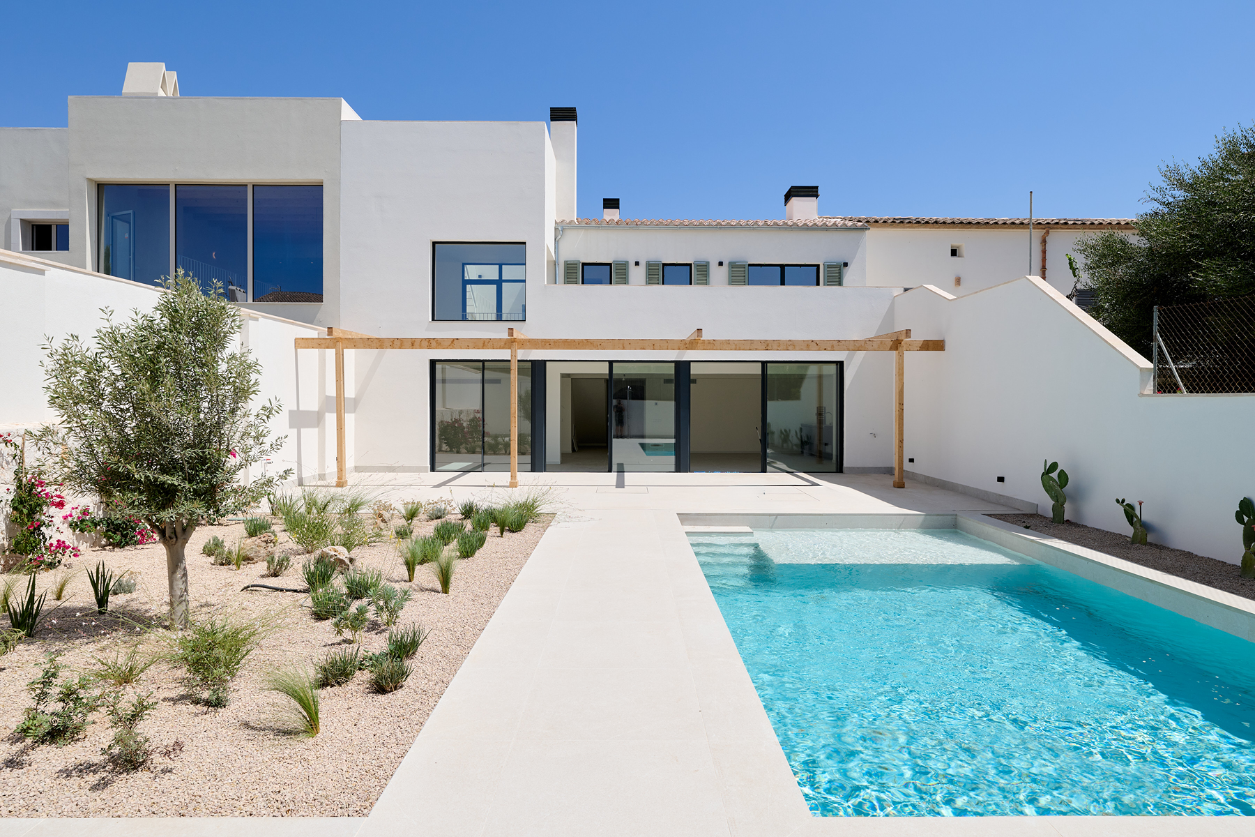  Renovated townhouse with pool in central Ses Salines, Mallorca - 物件實景