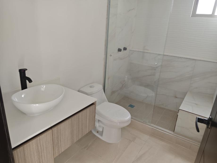 Torreón, Coahuila de Zaragoza, 27023, Mexico, 3 Bedrooms Bedrooms, ,2 BathroomsBathrooms,Residential,For Sale,1821052