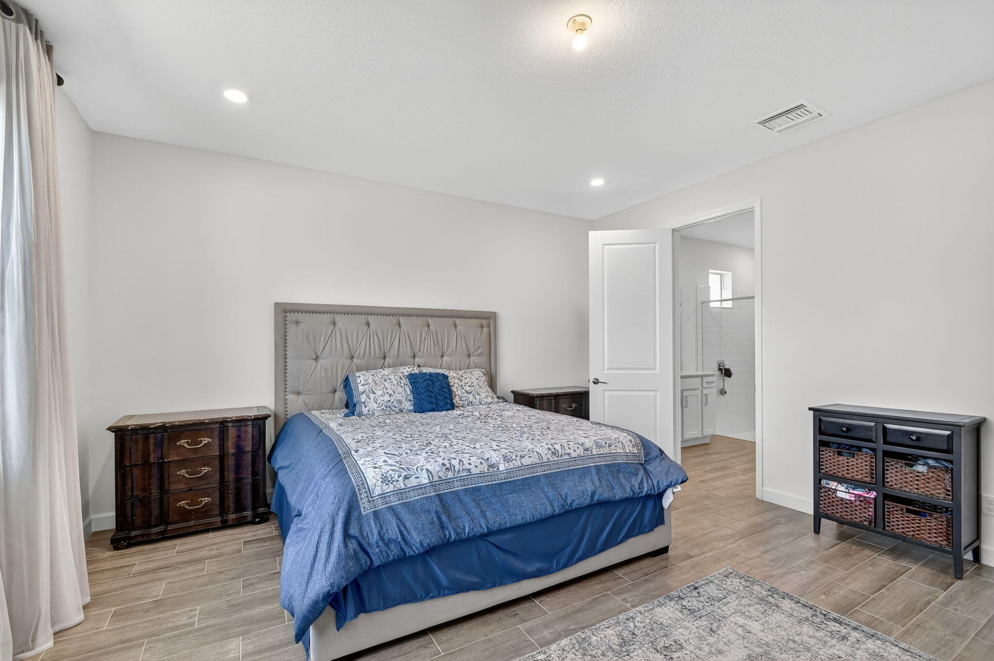 Loxahatchee, Florida, 33470, United States, 5 Bedrooms Bedrooms, ,4 BathroomsBathrooms,Residential,For Sale,1988065