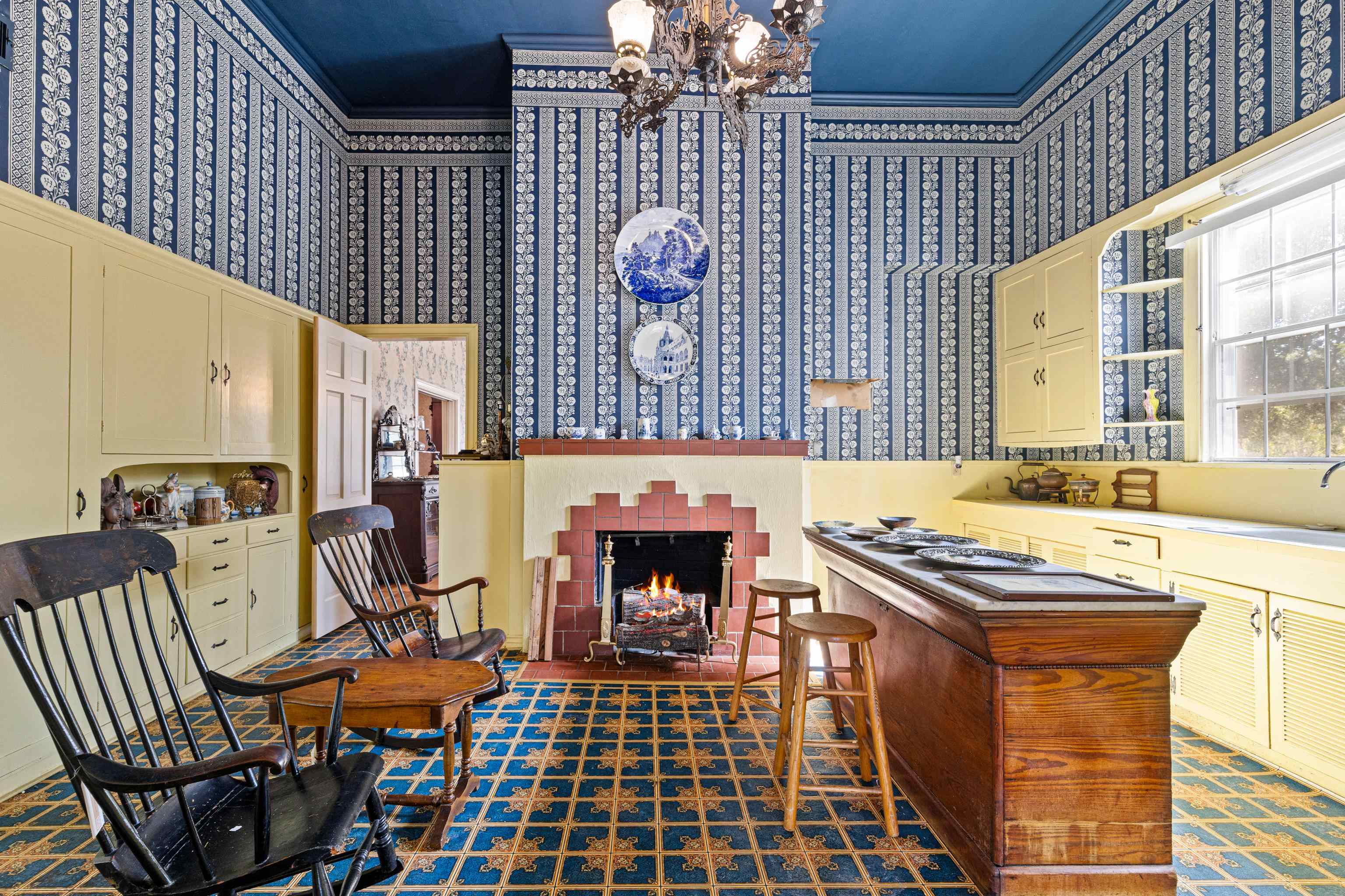 Jefferson, Texas, 75657, United States, 5 Bedrooms Bedrooms, ,5 BathroomsBathrooms,Residential,For Sale,1978271