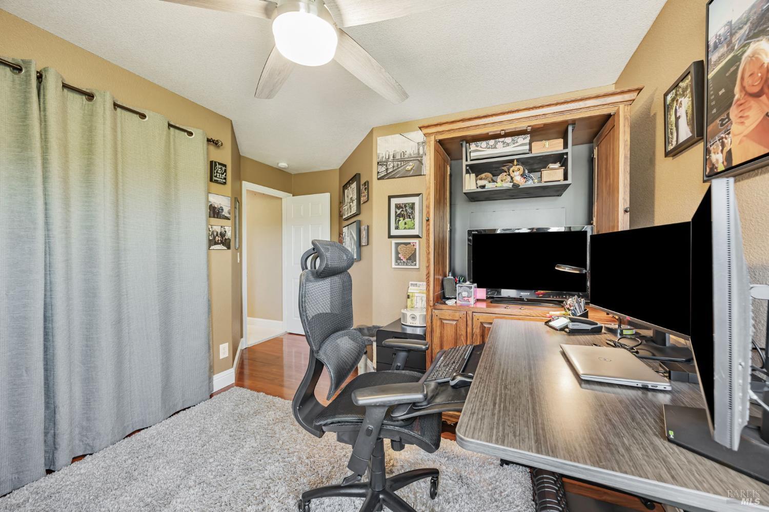Windsor, California, 95492, United States, 4 Bedrooms Bedrooms, ,3 BathroomsBathrooms,Residential,For Sale,1942118