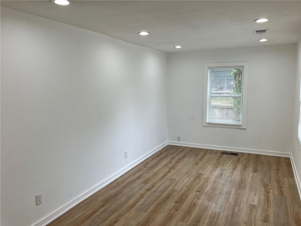 Waverly Ave, Kansas City, KS 66104 #1