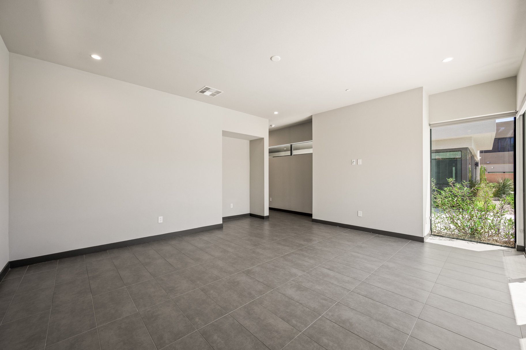  Private Contemporary Masterpiece in Las Vegas