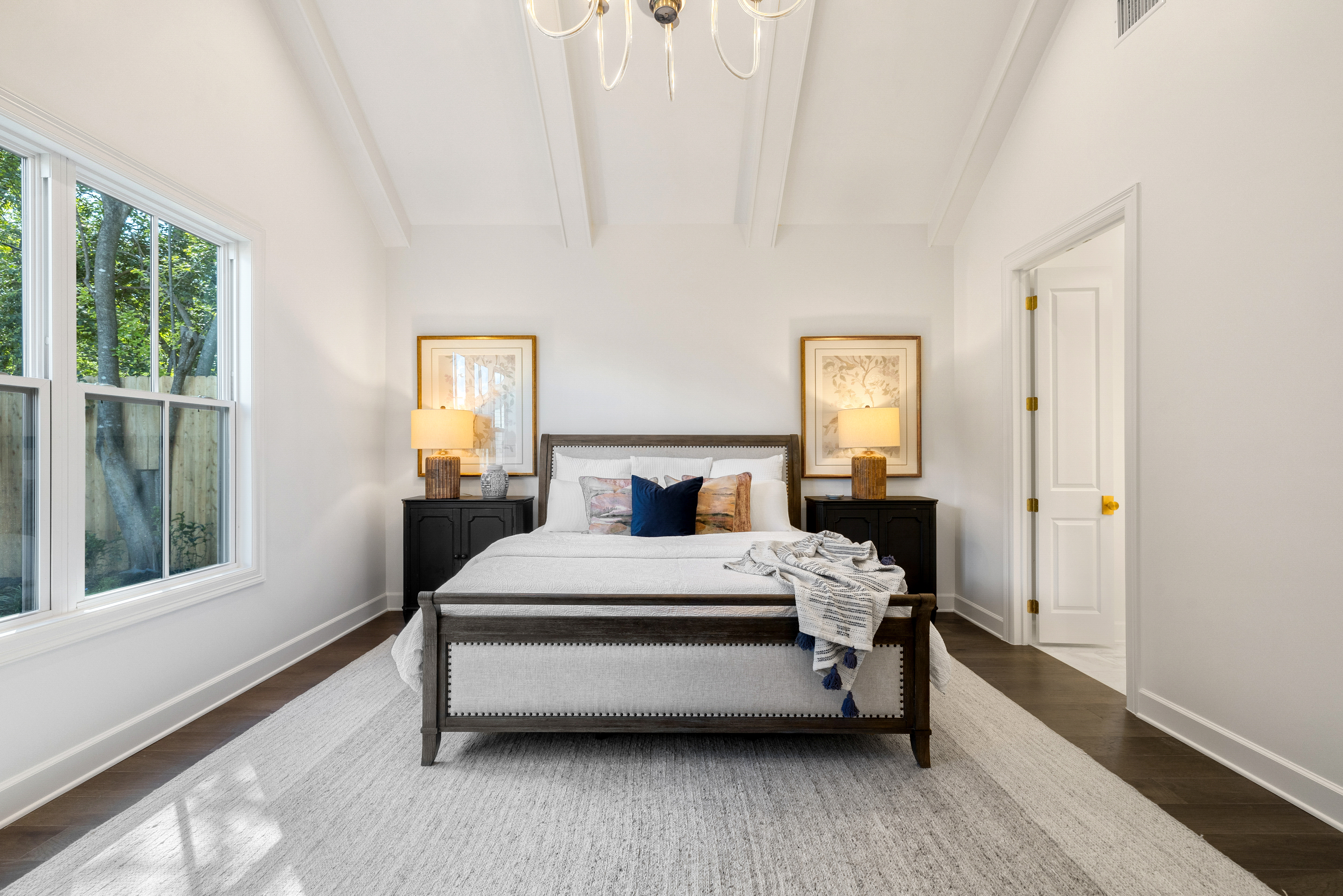  Modern Elegance in Alamo Heights - 物件實景