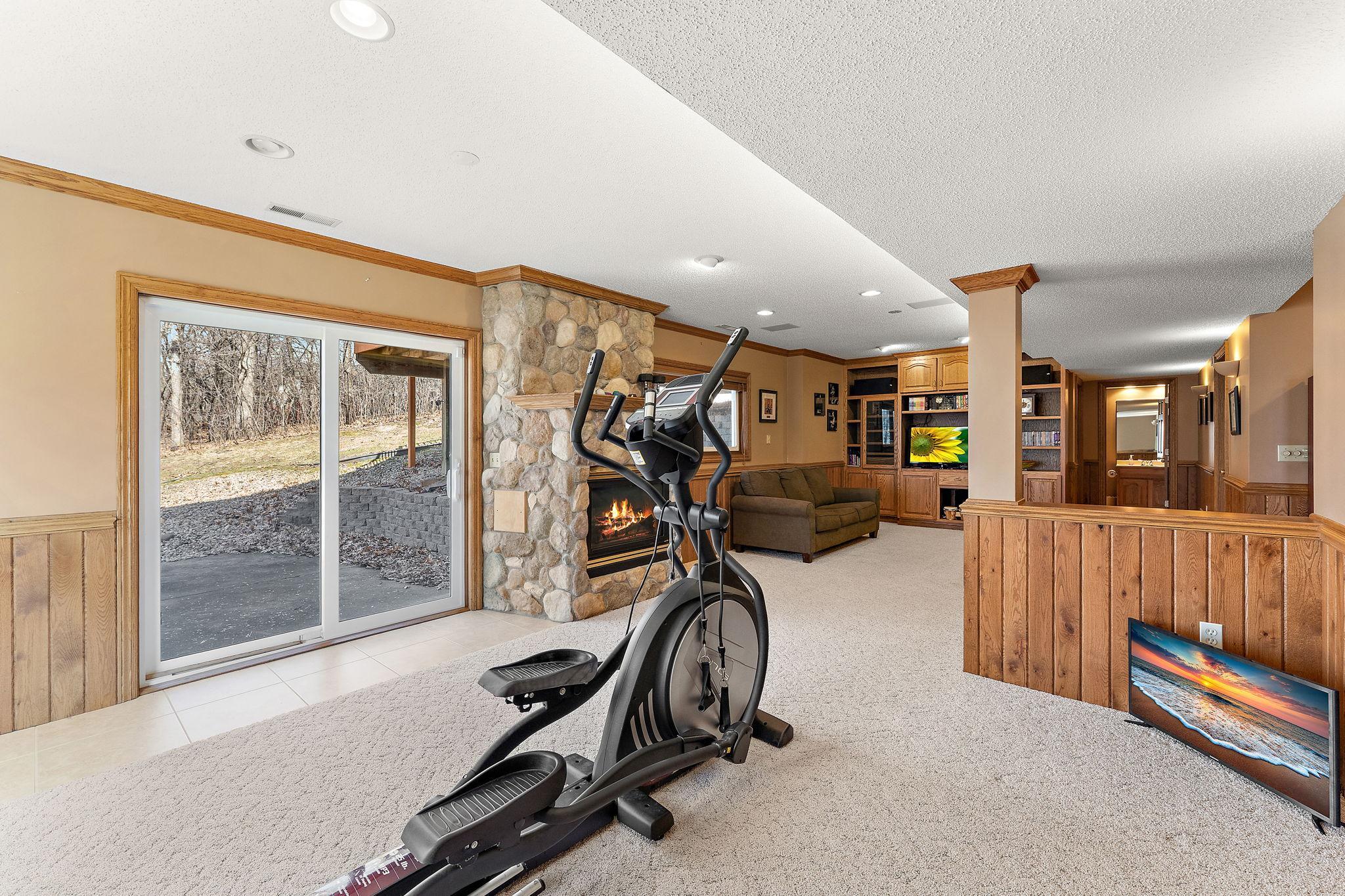 Hudson, Wisconsin, 54016, United States, 4 Bedrooms Bedrooms, ,4 BathroomsBathrooms,Residential,For Sale,2038395