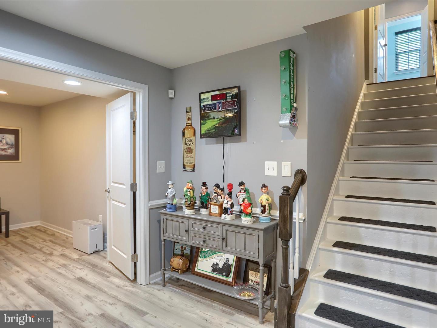 Harrisburg, Pennsylvania, 17112, United States, 5 Bedrooms Bedrooms, ,4 BathroomsBathrooms,Residential,For Sale,1970182