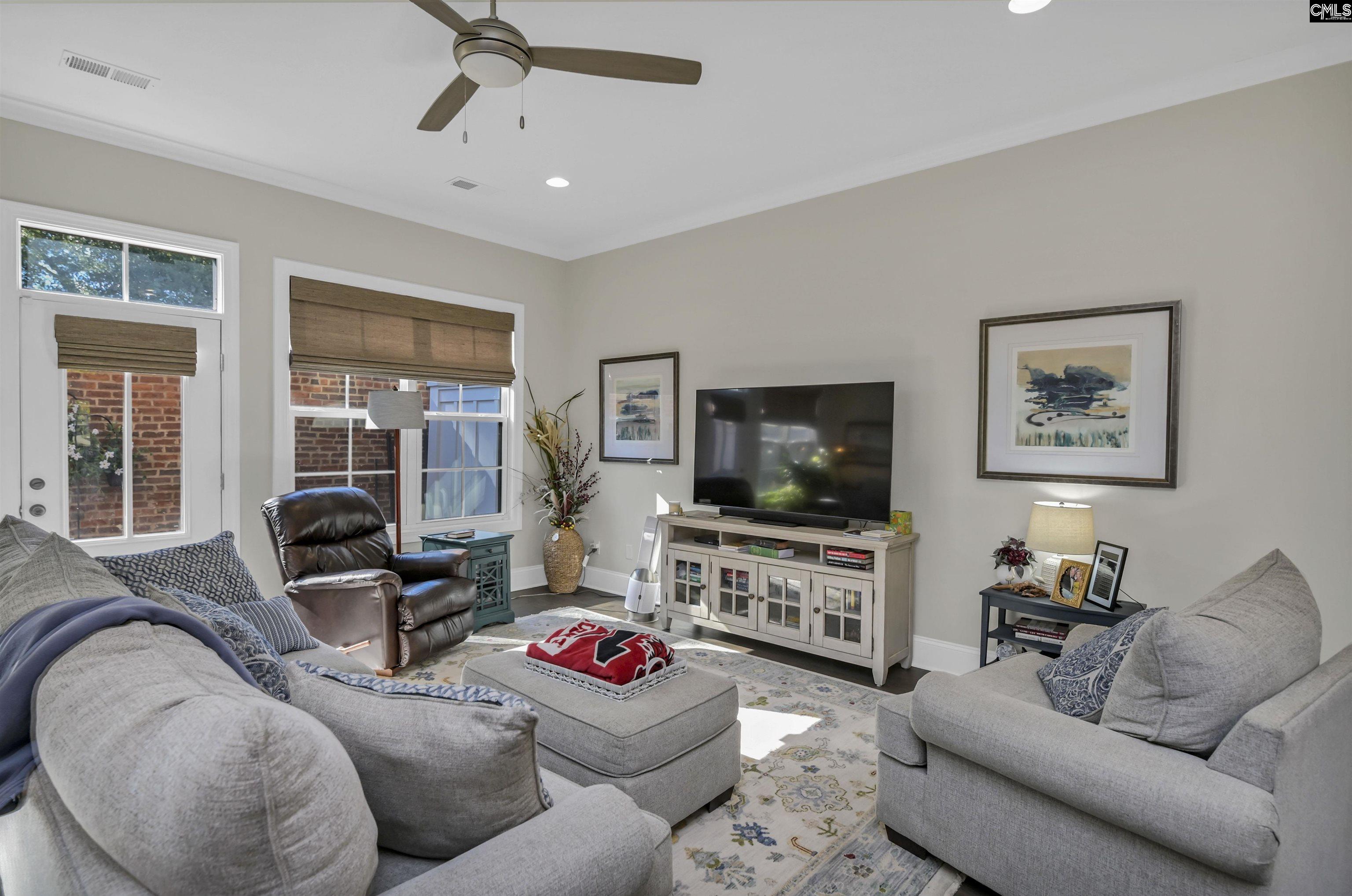 Columbia, South Carolina, 29201, United States, 3 Bedrooms Bedrooms, ,3 BathroomsBathrooms,Residential,For Sale,1971207