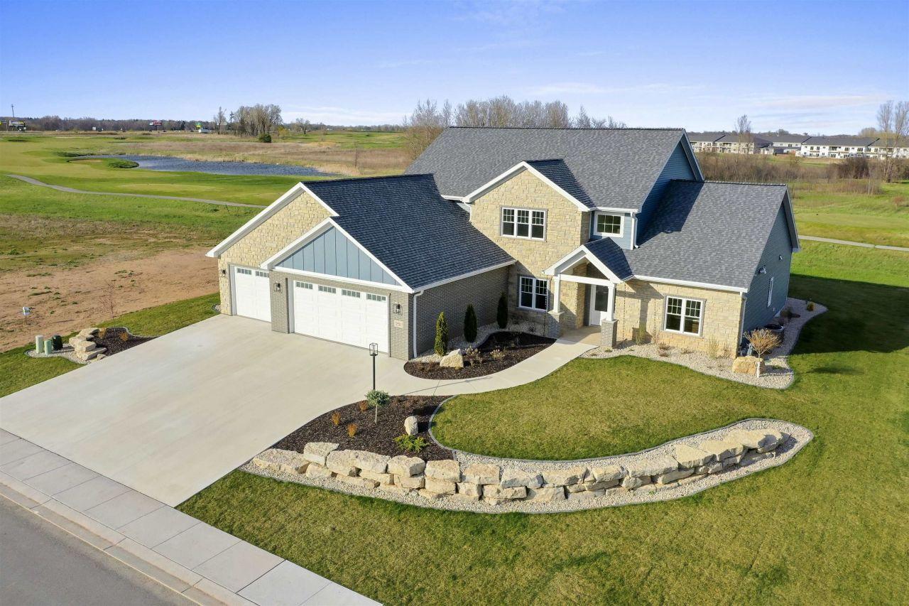 WRIGHTSTOWN, Wisconsin, 54180, United States, 4 Bedrooms Bedrooms, ,3 BathroomsBathrooms,Residential,For Sale,1721117