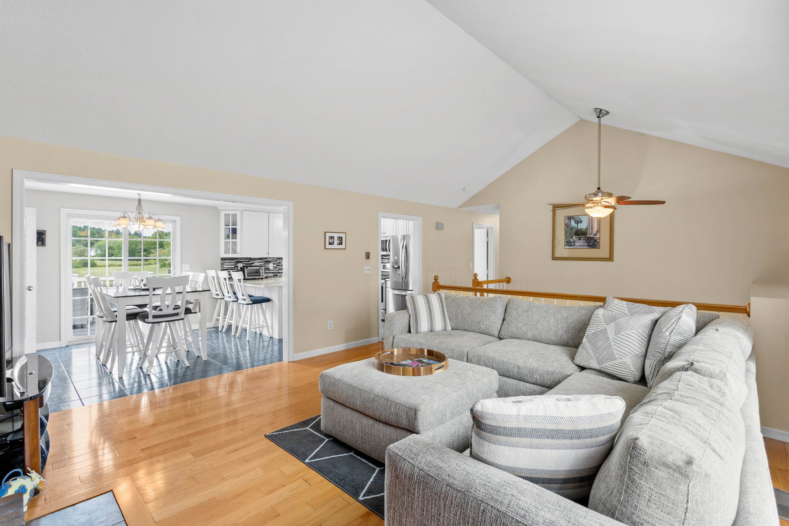 Pelham, New Hampshire, 03076, United States, 4 Bedrooms Bedrooms, ,3 BathroomsBathrooms,Residential,For Sale,1937373