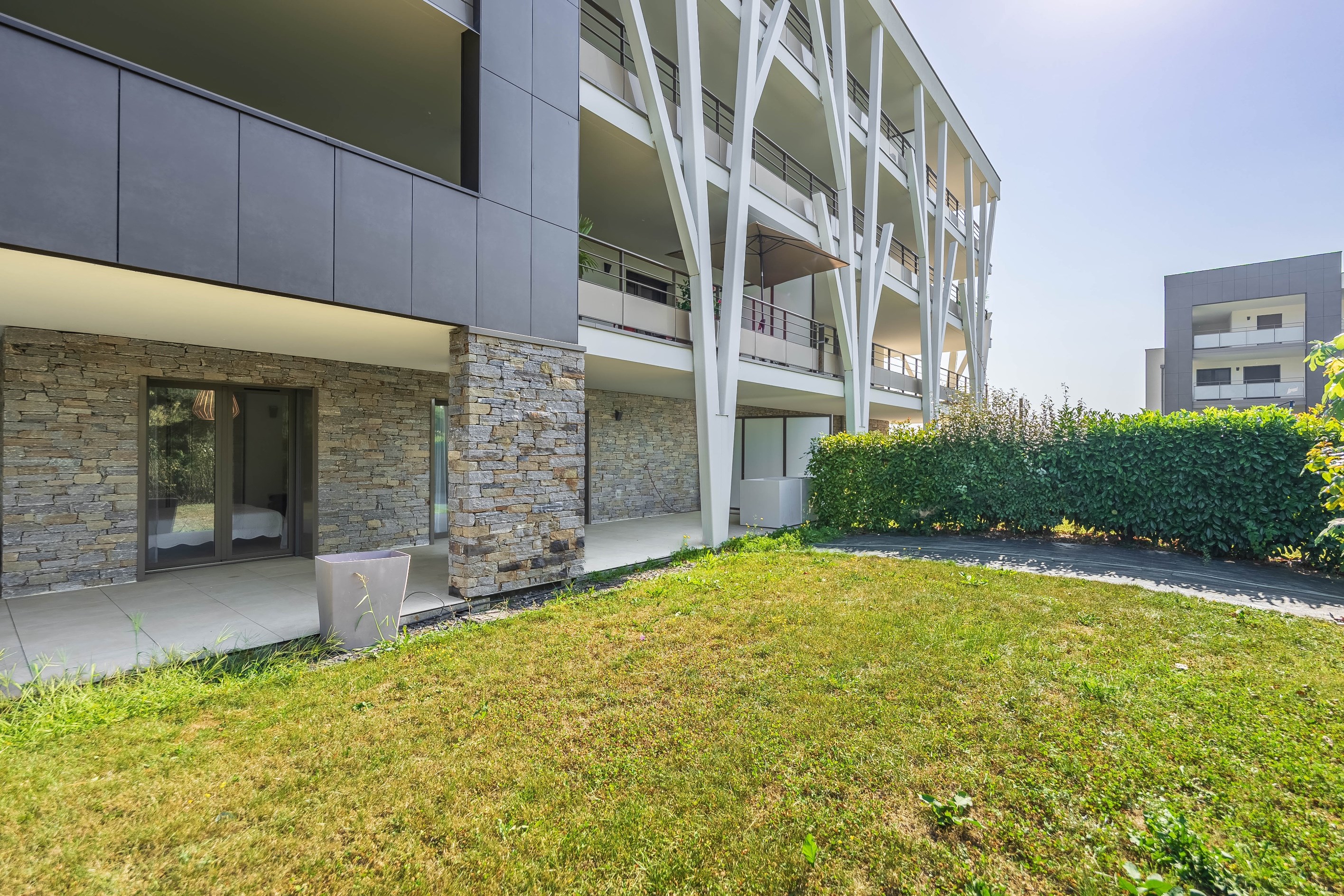  Two magnificent apartments on the ground floor - 物件實景