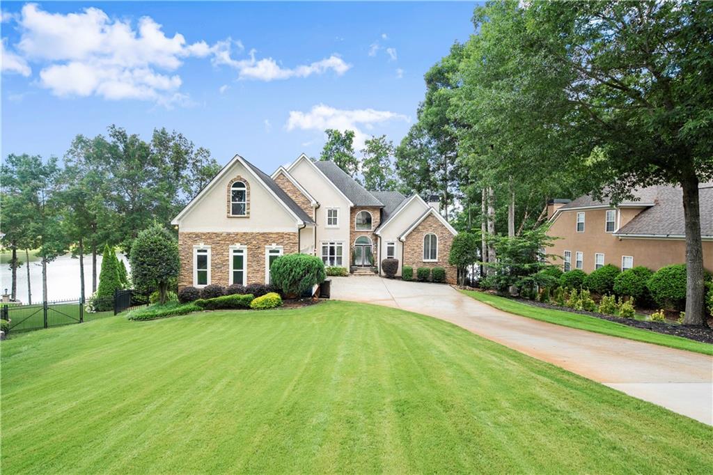 Mcdonough, Georgia, 30253, United States, 6 Bedrooms Bedrooms, ,5 BathroomsBathrooms,Residential,For Sale,1930134
